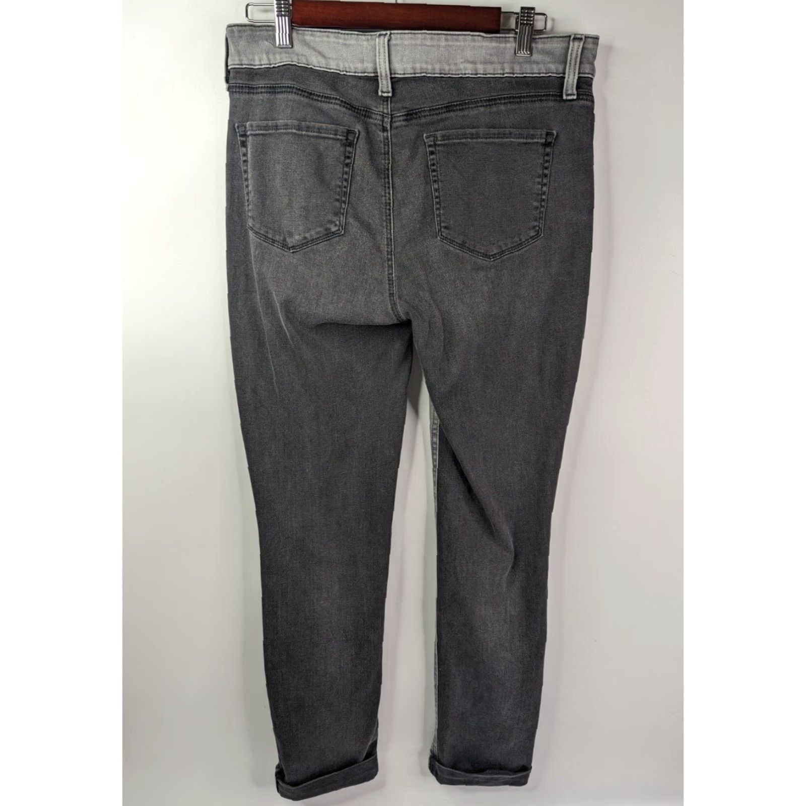 NYDJ NYDJ Girlfriend Jeans with Double Roll Cuff in Grey Cassiar Cropped Size 10 Size 32" / US 10 / IT 46 - 6 Thumbnail