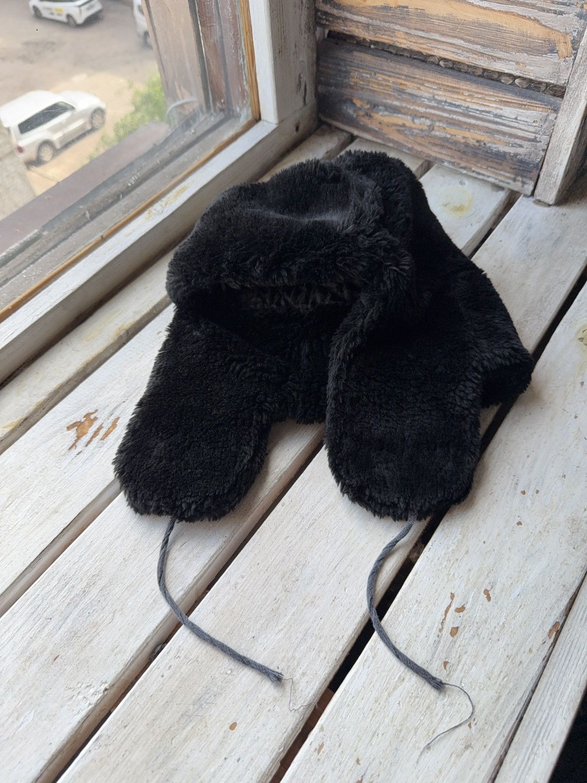 Vintage Vintage Real Fur Mohair Fuzzy Ushanka Y2K Opium Hype Rare OS Size ONE SIZE - 1 Thumbnail