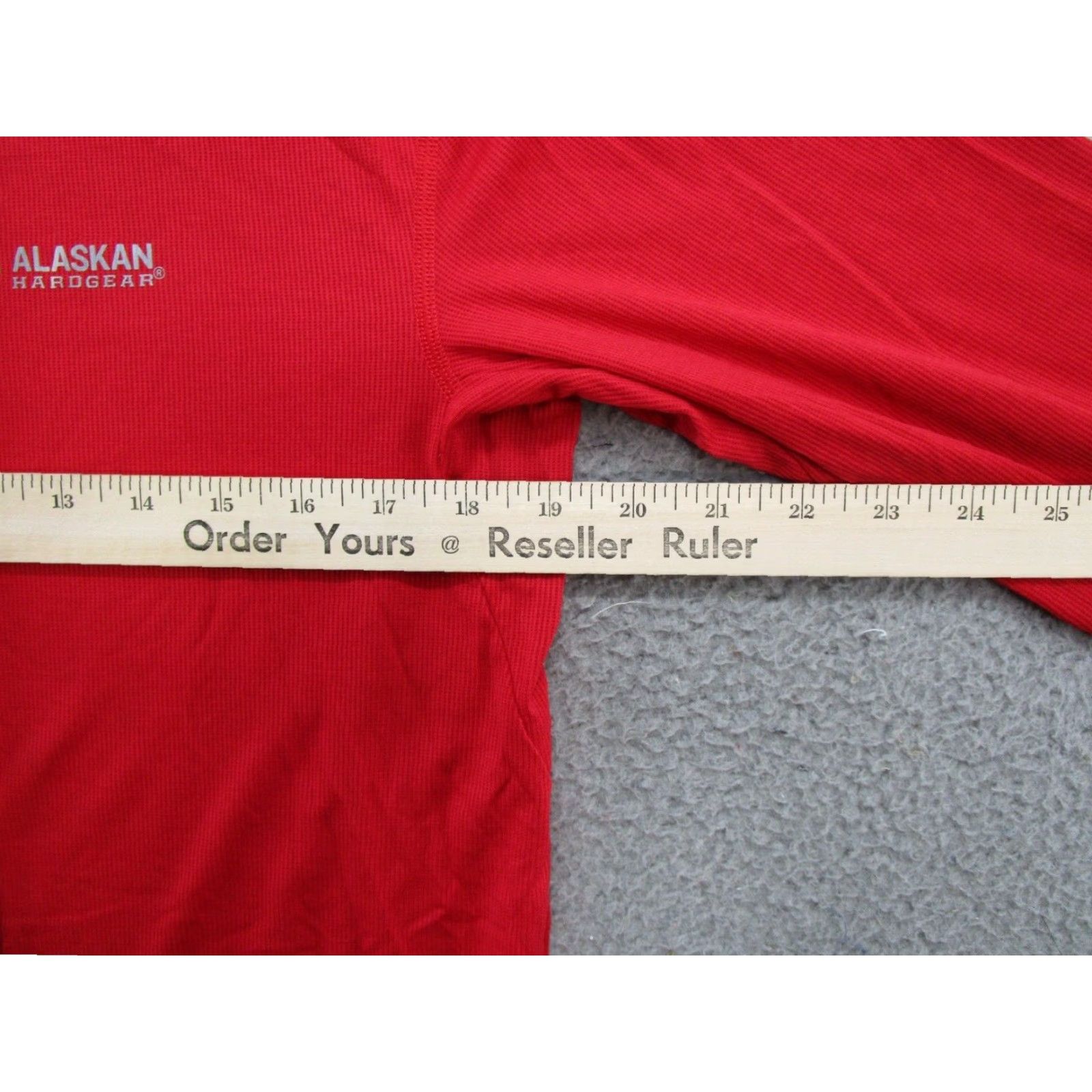 Vintage Duluth Red Lightweight Hoodie Men Small Pullover Sports Shirt Size US S / EU 44-46 / 1 - 6 Thumbnail