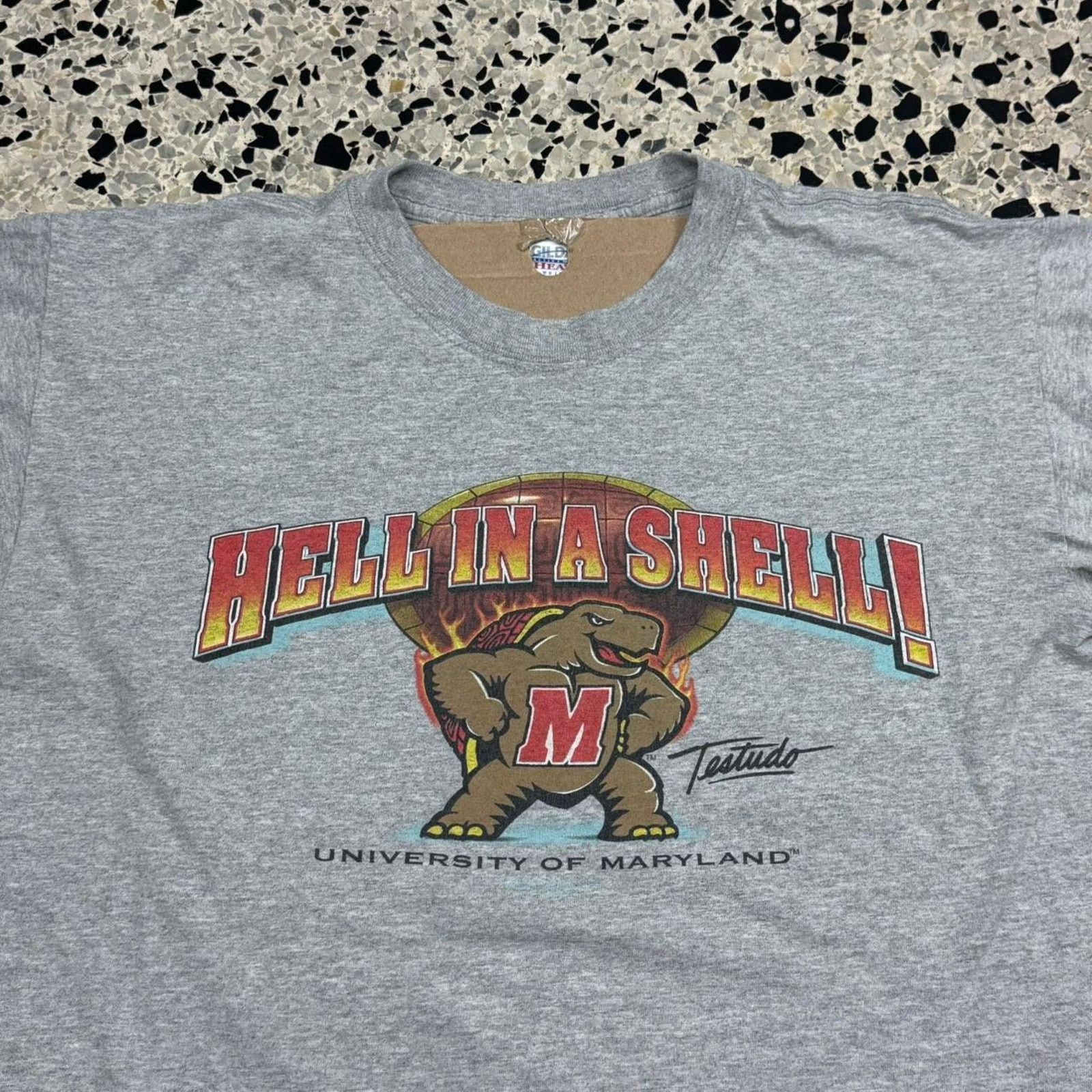 Gildan × Vintage VINTAGE Y2K UNIVERSITY OF MARYLAND HELL IN A SHELL TEE: Size US L / EU 52-54 / 3 - 2 Thumbnail