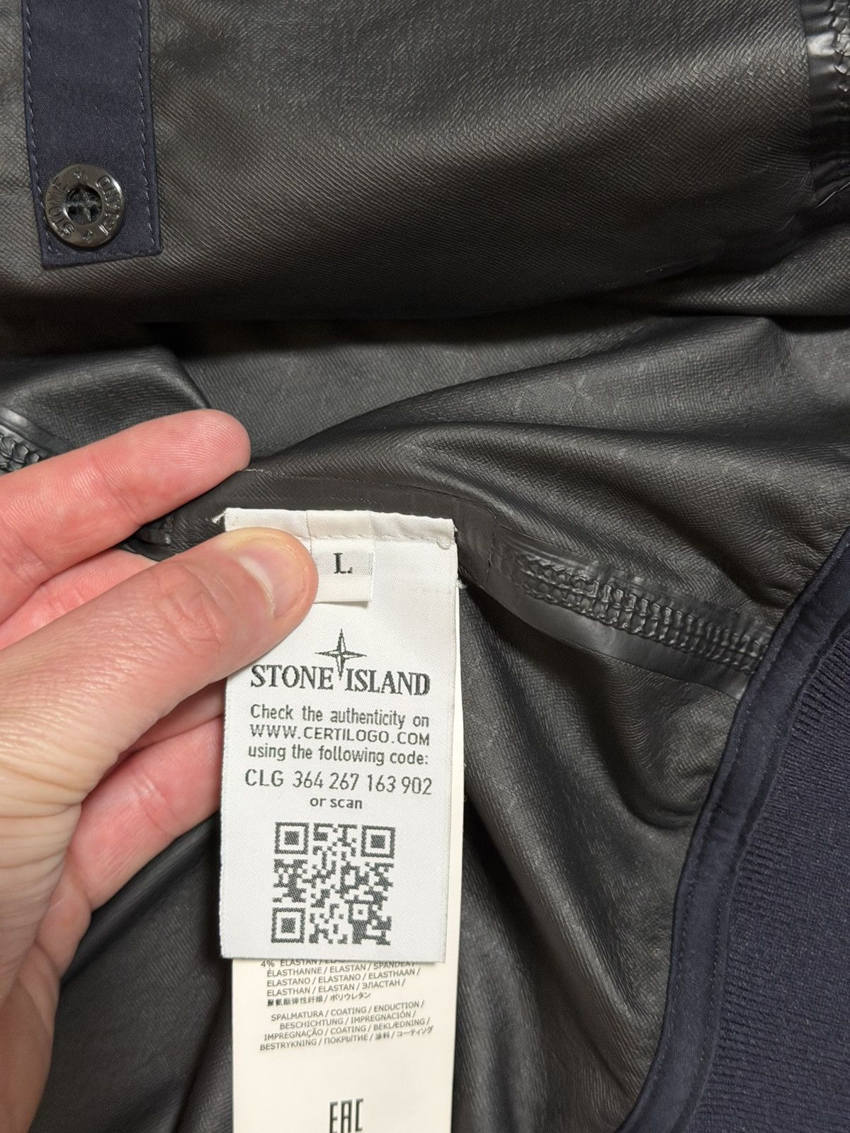 Stone Island 🔥850$ Stone Island Light Soft Shell Grid Bomber Jacket Navy Size US L / EU 52-54 / 3 - 20 Thumbnail