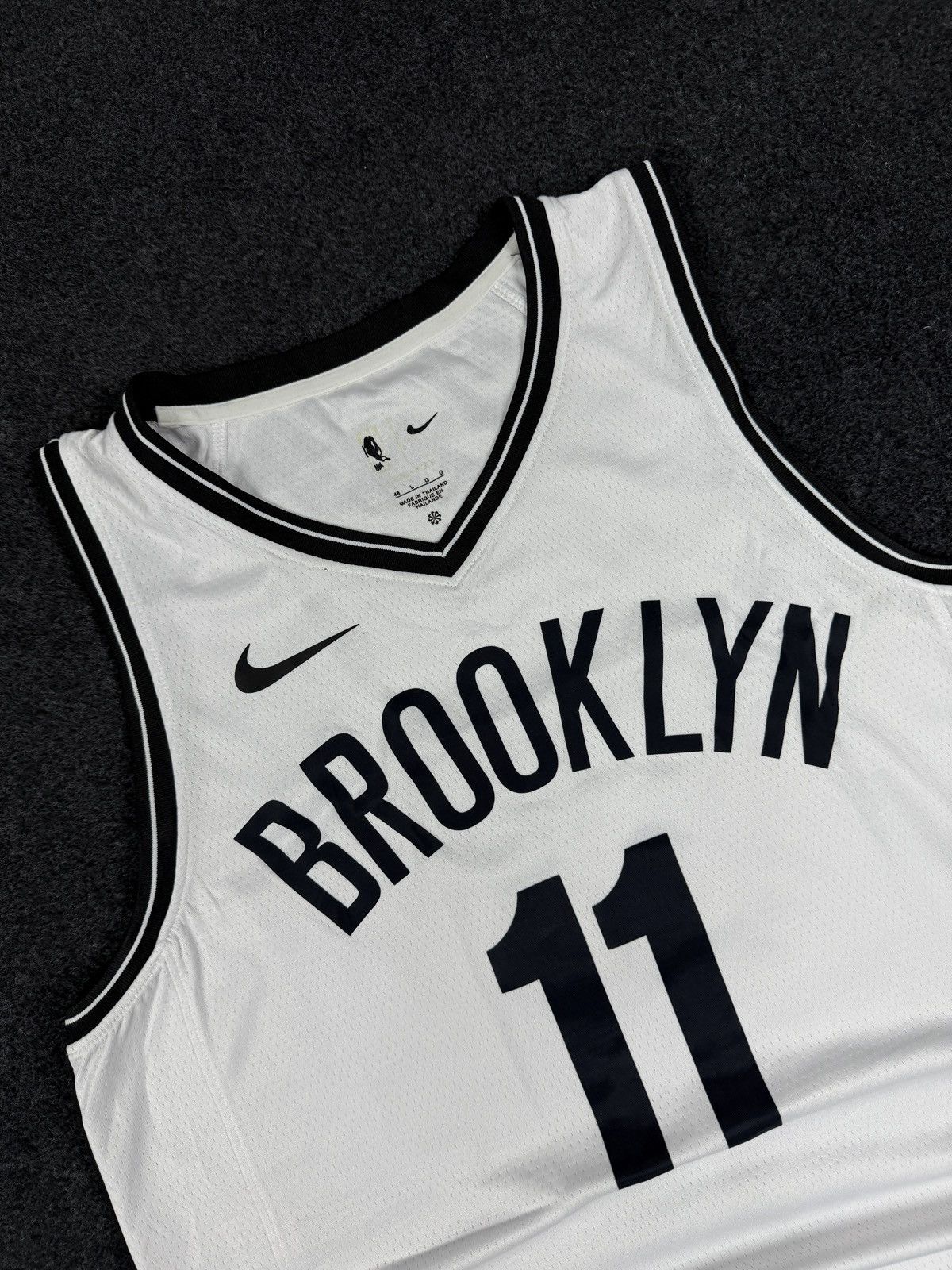 Brooklyn Clothing × NBA × Nike Nike NBA Brooklyn Nets Kyrie Irving 11 Fan Edition Jersey Size US L / EU 52-54 / 3 - 2 Thumbnail