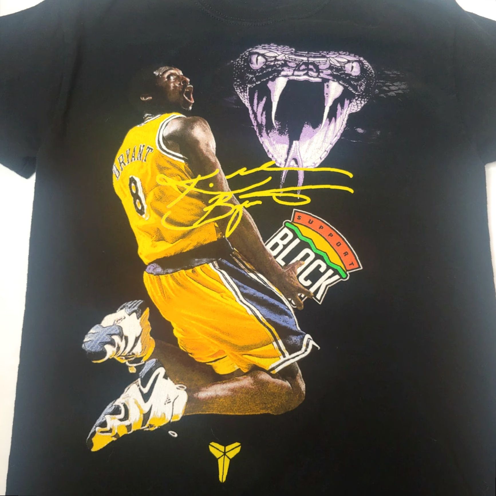 Gildan Kobe Bryant Shirt Small Black LA Lakers Basketball NBA Graphic Gildan Size US S / EU 44-46 / 1 - 2 Thumbnail