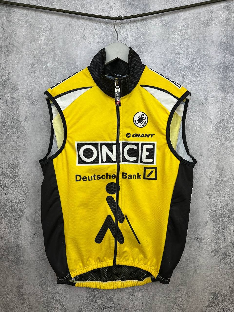 Vintage Vintage Castelli ONCE Deutsche Bank Cycling Vest Size US L / EU 52-54 / 3 - 1 Thumbnail