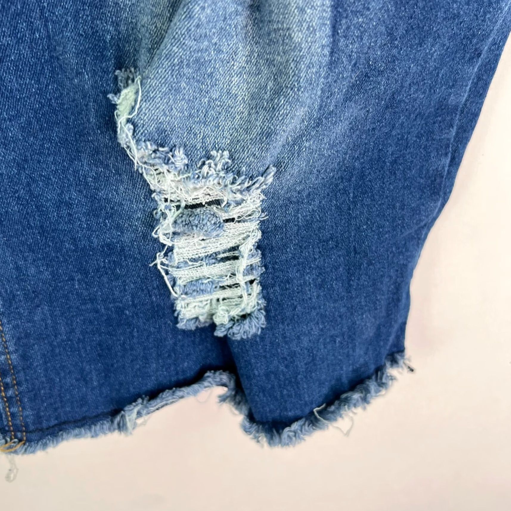 Denime VINTAGE Unpublished Denim Blue Mini Skirt Womens Size 8 Rough Hem Casual Party Bohemian Size 30" / US 8 / IT 44 - 3 Thumbnail