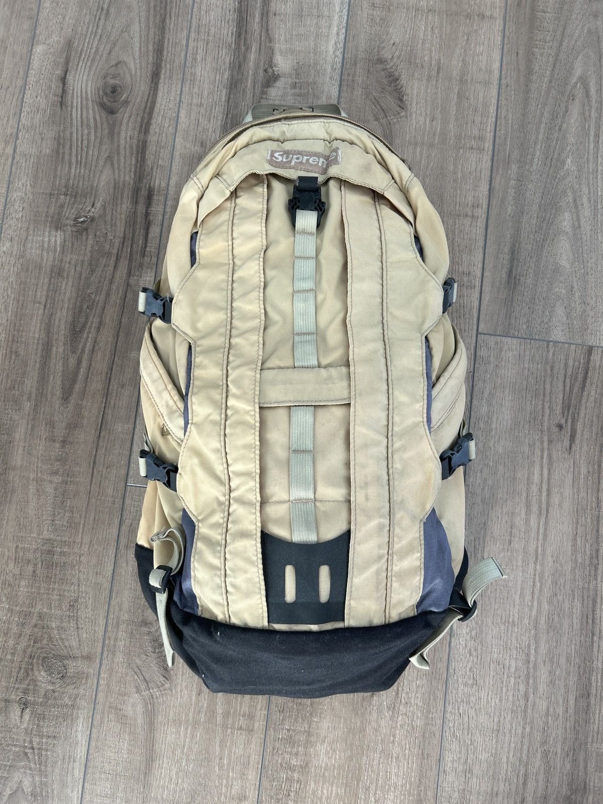 Supreme Supreme 2004 40 Thieves XBT Backpack Size ONE SIZE - 2 Thumbnail