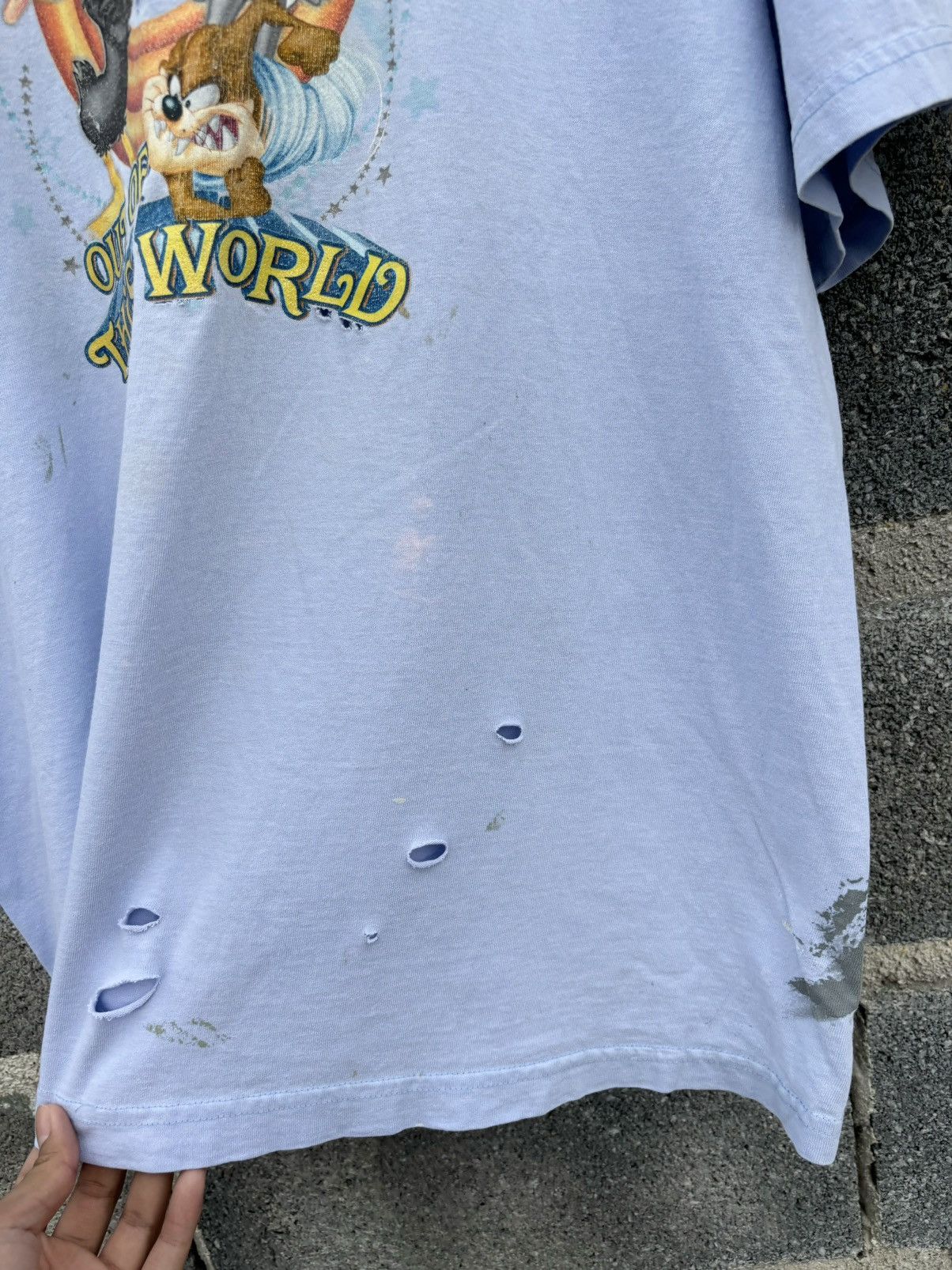 Vintage Thrashed Looney Tunes Tee Shirt Distressed Size US XL / EU 56 / 4 - 6 Thumbnail