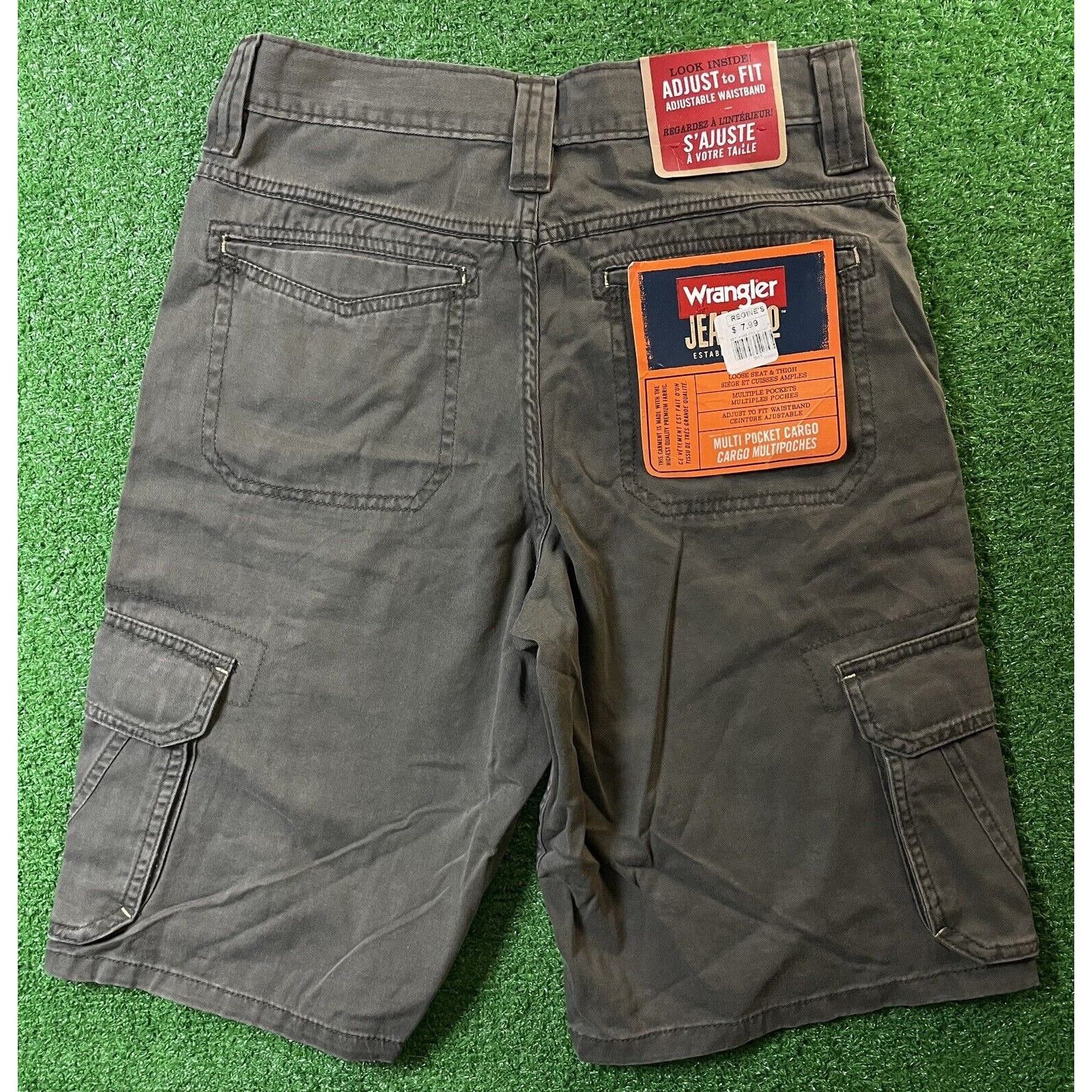 Wrangler NWT Vintage Wrangler 14 Regular 26 Dark Gray Cargo Shorts Size 26" / US 2 / IT 38 - 2 Thumbnail