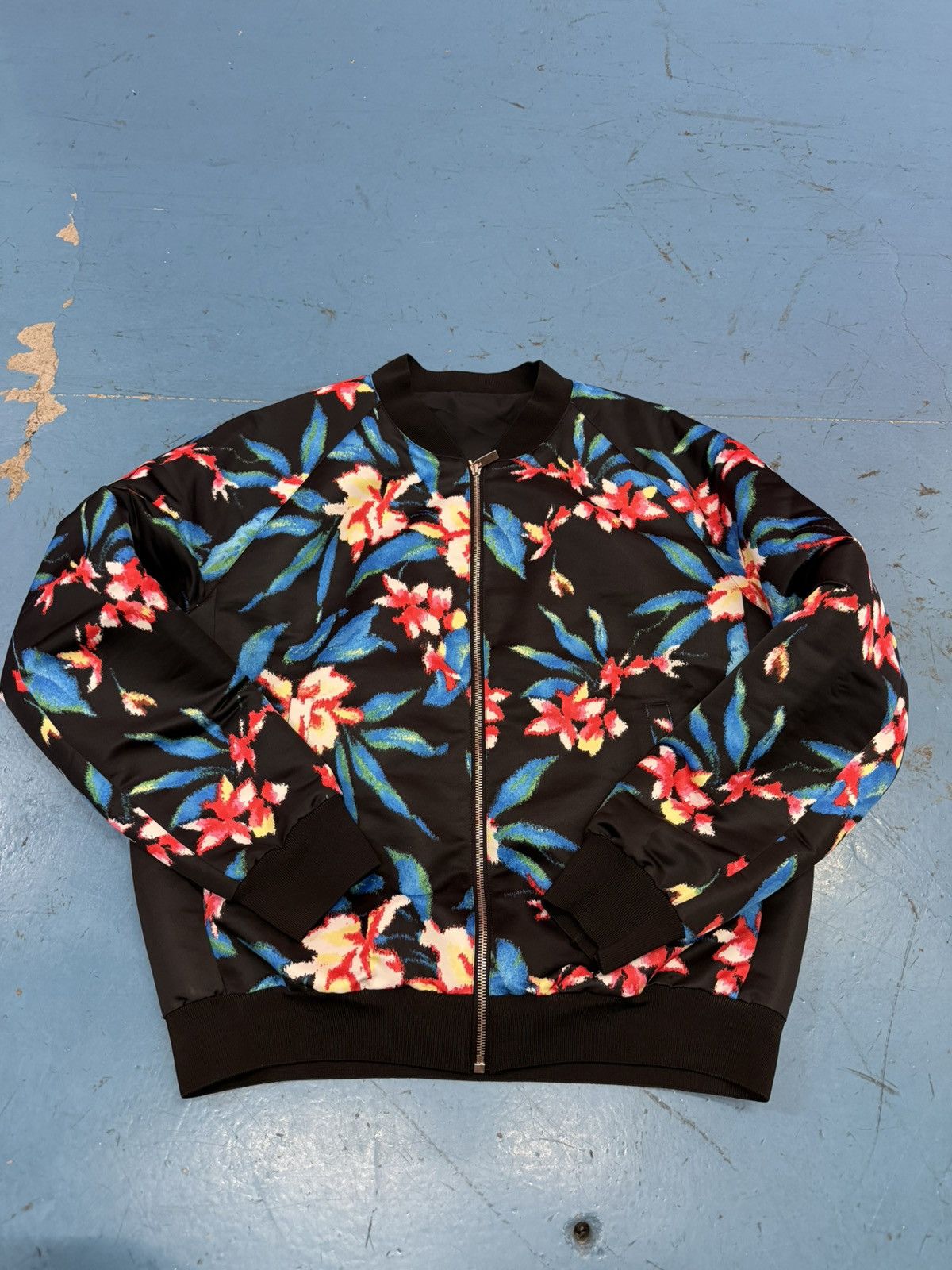 Balenciaga BALENCIAGA VINTAGE FLOWER BOMBER Size US L / EU 52-54 / 3 - 1 Thumbnail