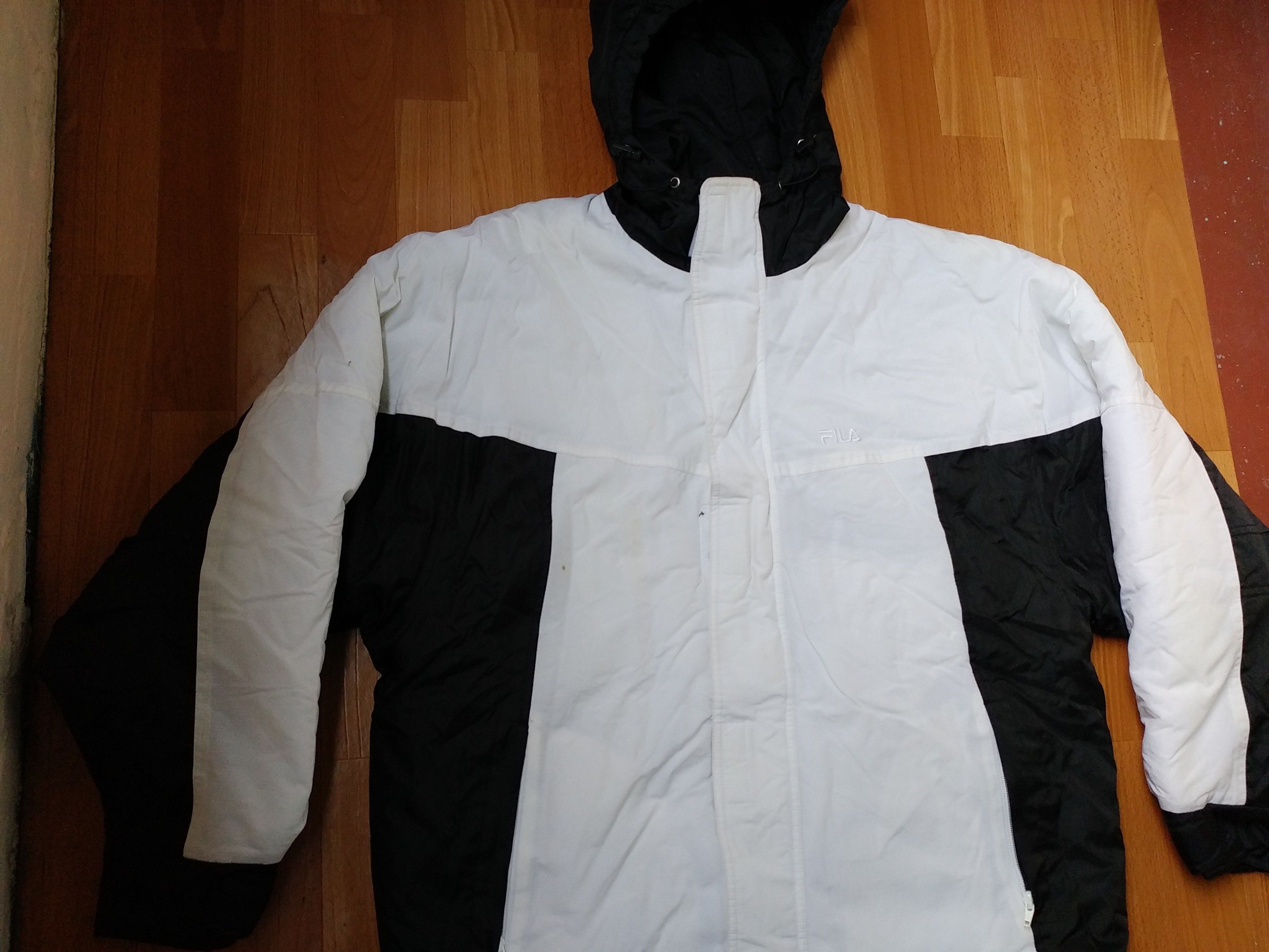 Fila FILA Tech jacket, vintage nylon windbreaker 90s hip-hop L Size US L / EU 52-54 / 3 - 5 Thumbnail