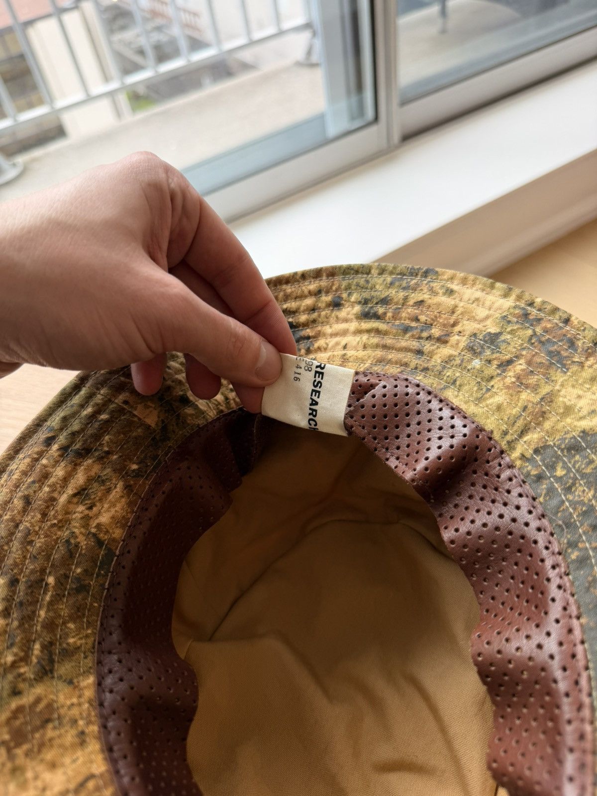 General Research AW98 General Research ‘Parasite’ 10 Cargo Pocket Camo Bucket Size ONE SIZE - 6 Thumbnail