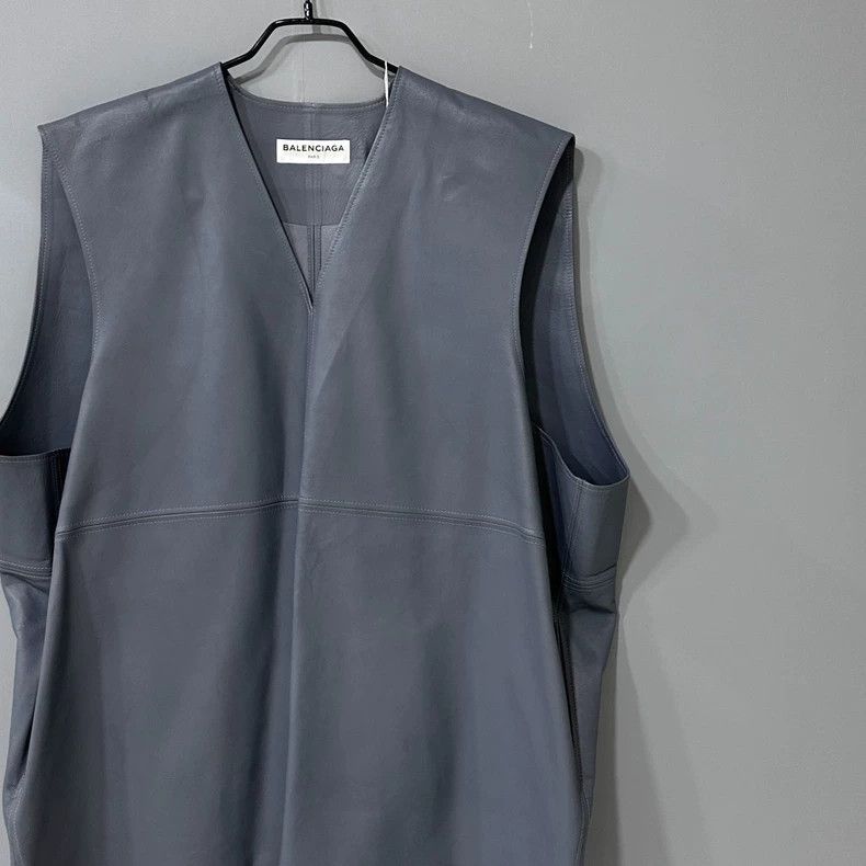Balenciaga Balenciaga size 36 Sleeveless leather waistcoat Size US S / EU 44-46 / 1 - 2 Thumbnail