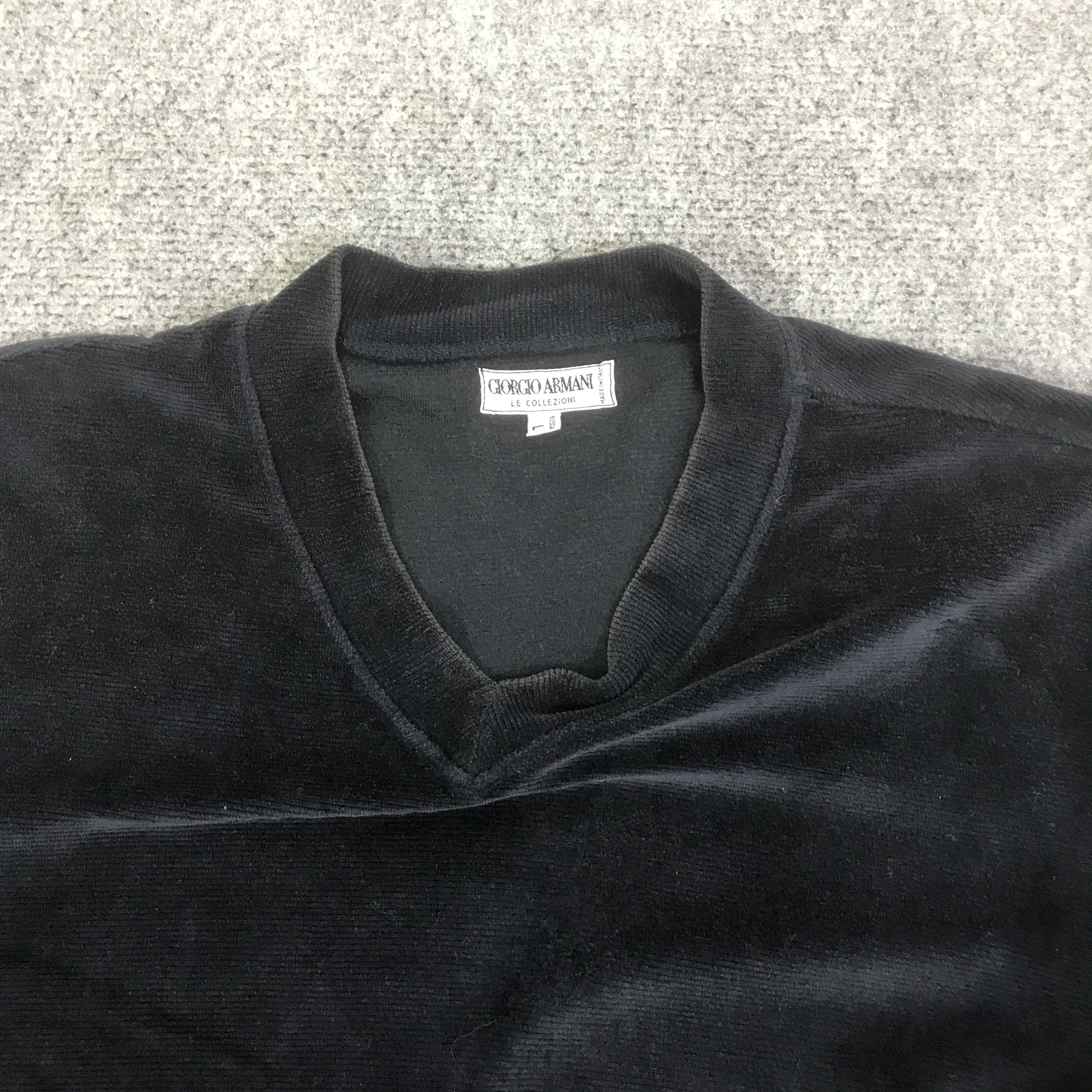 Giorgio Armani Vtg giorgio armani long sleeve t-shirt K117B28 Size US L / EU 52-54 / 3 - 8 Thumbnail