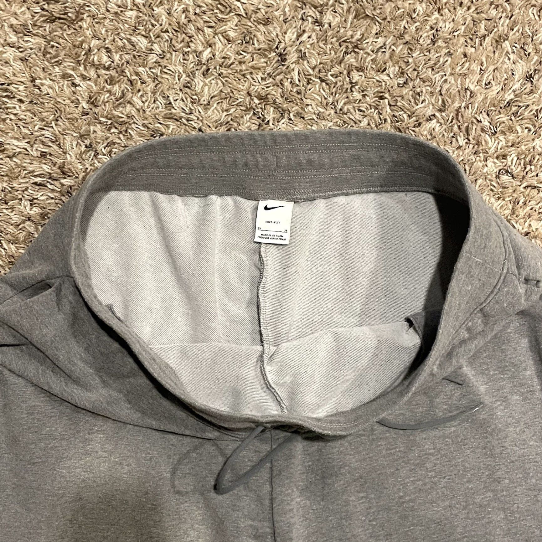 Nike Nike Dri-FIT Joggers Womens High-Waisted 2XL Grey Pants Casual Athleisure Long Inseam 27 in Pockets Drawstring Size 40" / US 18 - 7 Thumbnail
