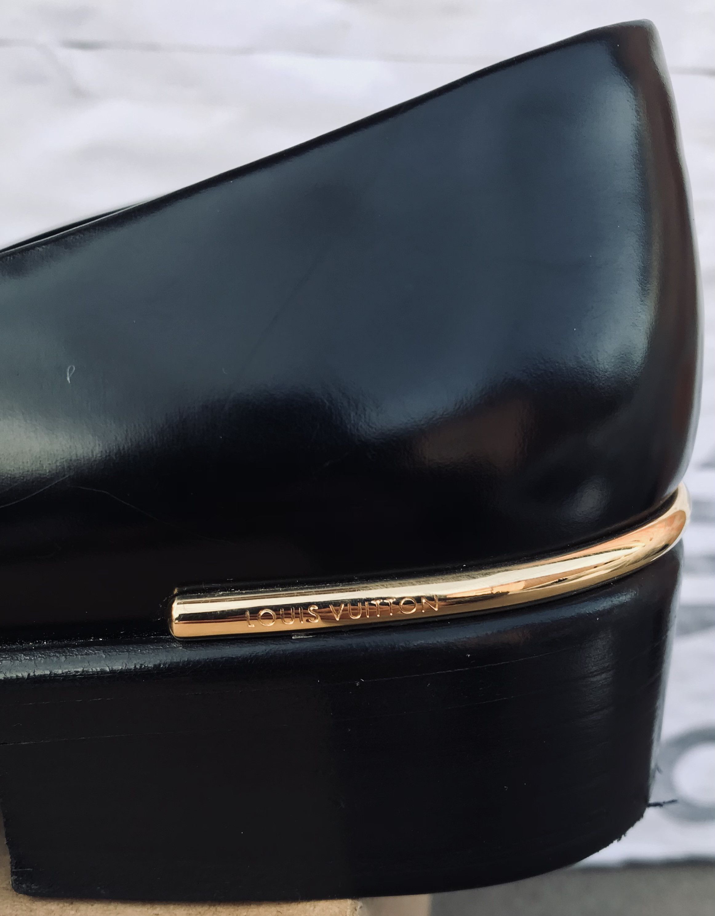 Louis Vuitton Louis Vuitton Loafers Black White Slip On Flats Leather Size US 7.5 / IT 37.5 - 14 Thumbnail