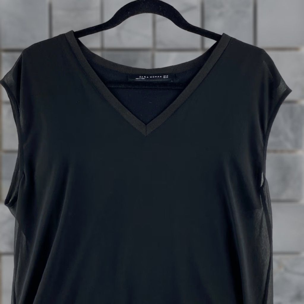Zara Zara Blouse Womens XS Black Sheer Long Back V Neck Sleeveless Light Weight Modern Shirt XS Womens Black Blouse Size XS / US 0-2 / IT 36-38 - 1 Thumbnail