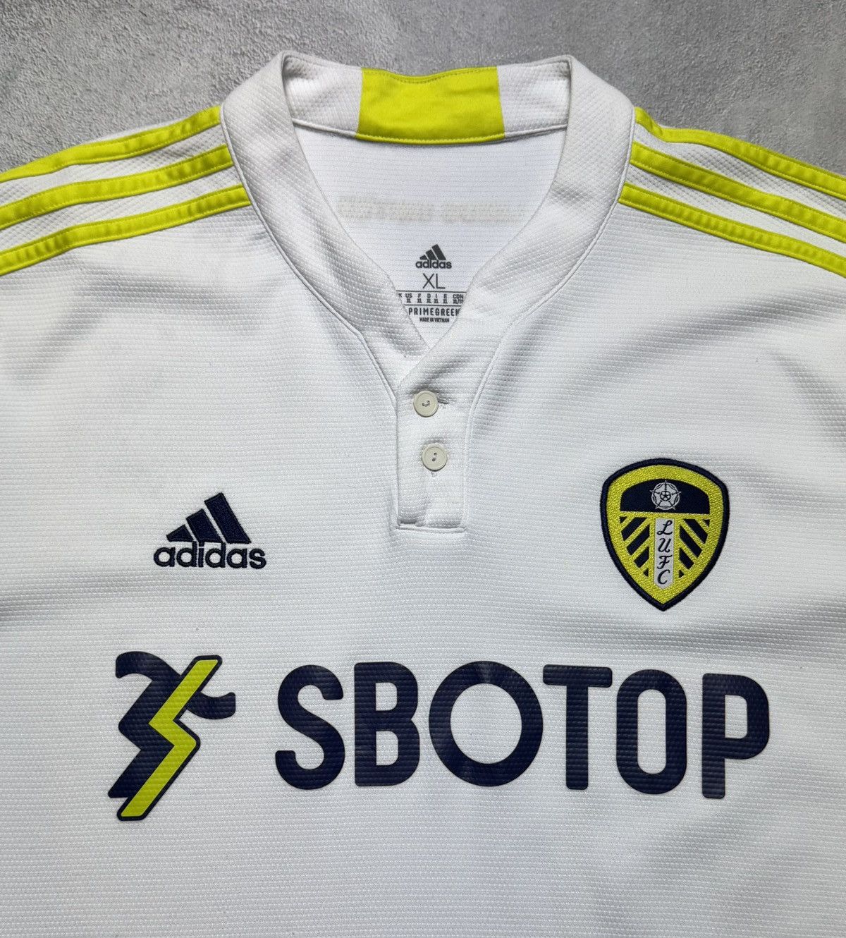 Adidas Leeds United 2021 2022 Home Shirt Soccer Jersey Adidas Size US XL / EU 56 / 4 - 3 Thumbnail