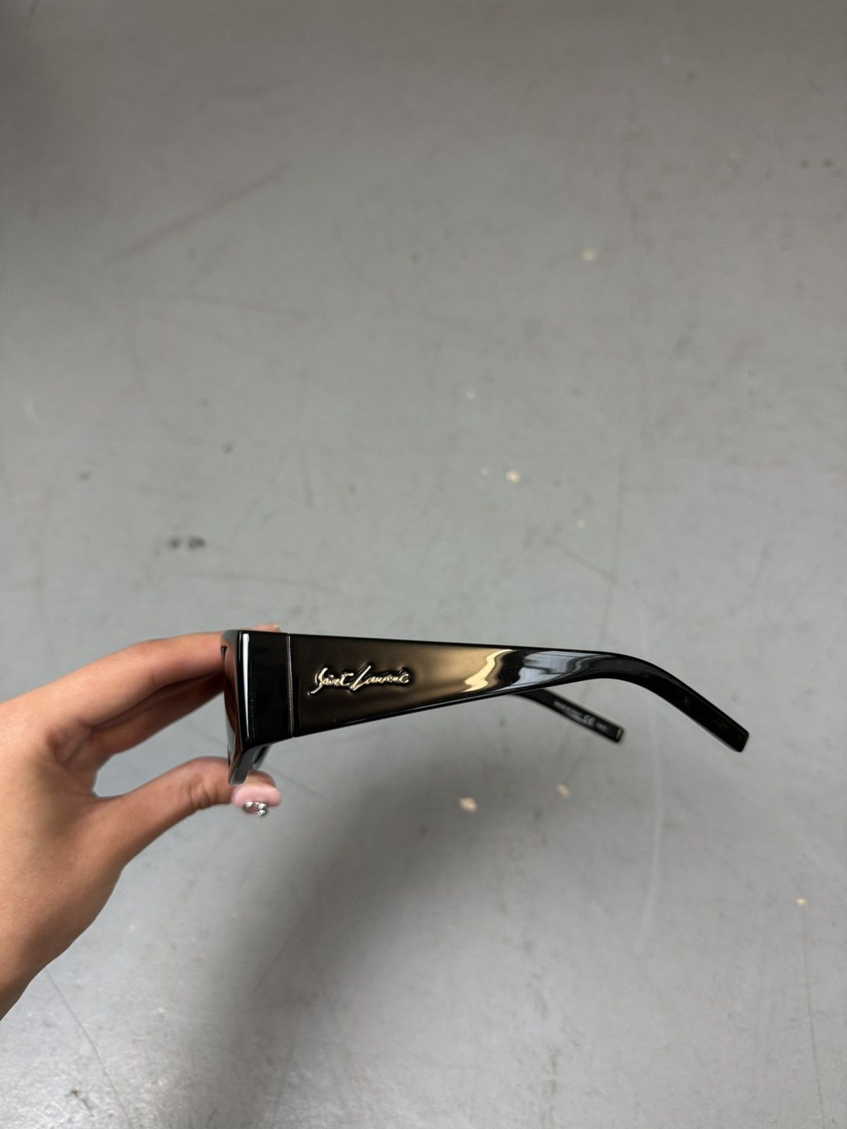 Saint Laurent Paris Saint Laurent Black Sunglasses Size ONE SIZE - 3 Thumbnail