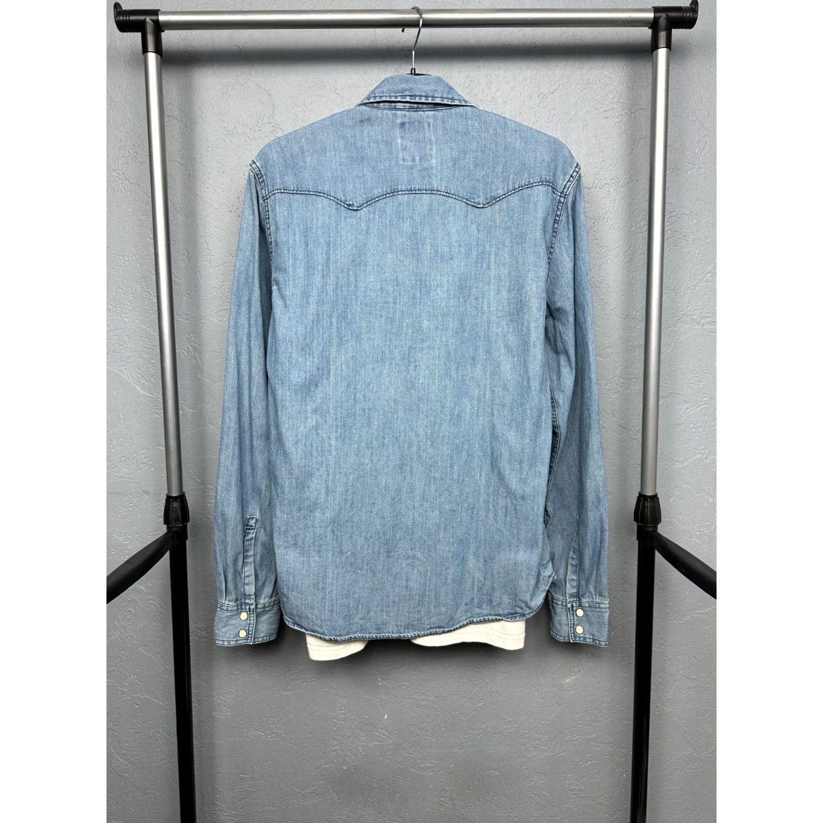 Levi's Levi's Mens Denim Shirt Jeans M Blue Cotton Denim Button-Up Long Sleeve Collared Snap Front Size US M / EU 48-50 / 2 - 8 Thumbnail