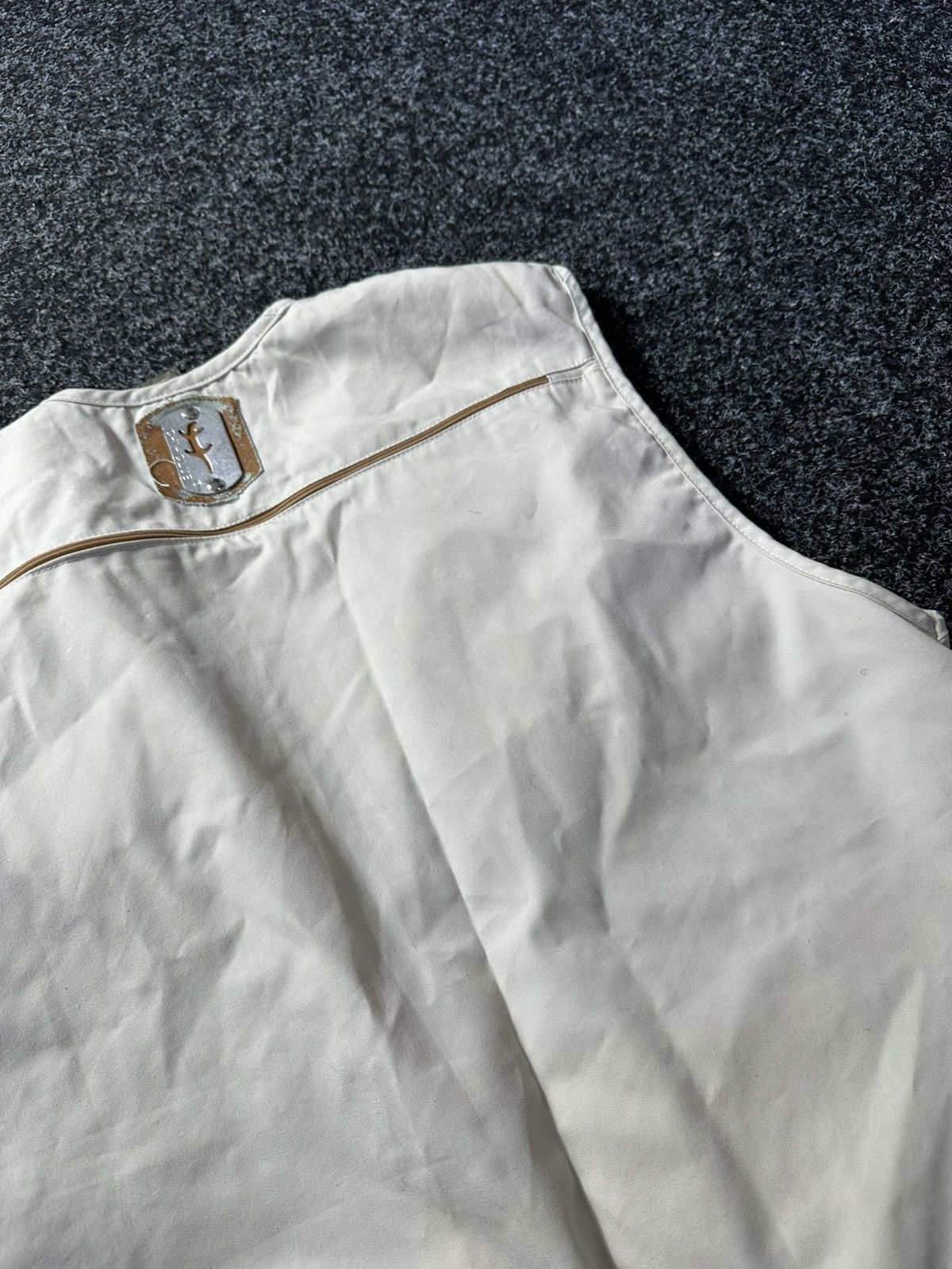 Japanese Brand 🚨RARE Multi Pocket Zipped Vest Y2K OUTDOOR ARHIVE BEIGE Size US M / EU 48-50 / 2 - 12 Thumbnail