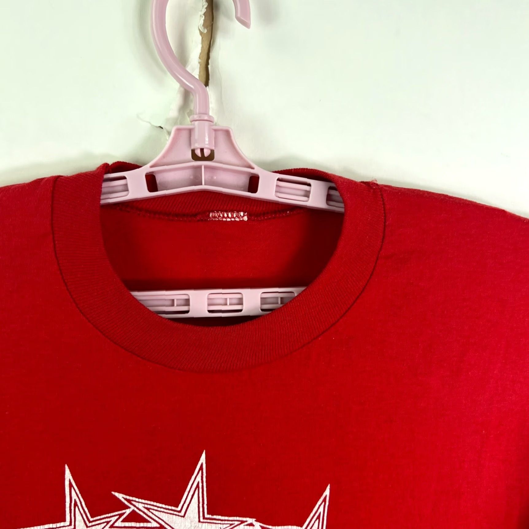 Vintage VINTAGE US Army Europe Frankfort WG Graphic T-Shirt Adult L Red Limited Edition Music Mens Size US L / EU 52-54 / 3 - 4 Thumbnail