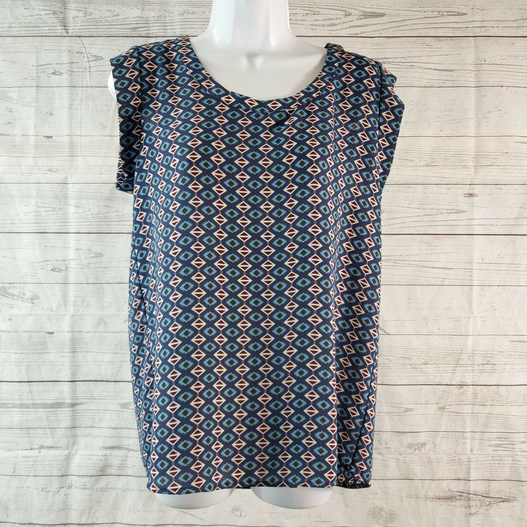 Vintage Pleione Blouse S Blue Geometric Sleeveless Womens Small Sleeveless Blue Geometric Blouse Womens S Pleione Blue Geometric Sleeveless Blouse Size S / US 4 / IT 40 - 2 Thumbnail