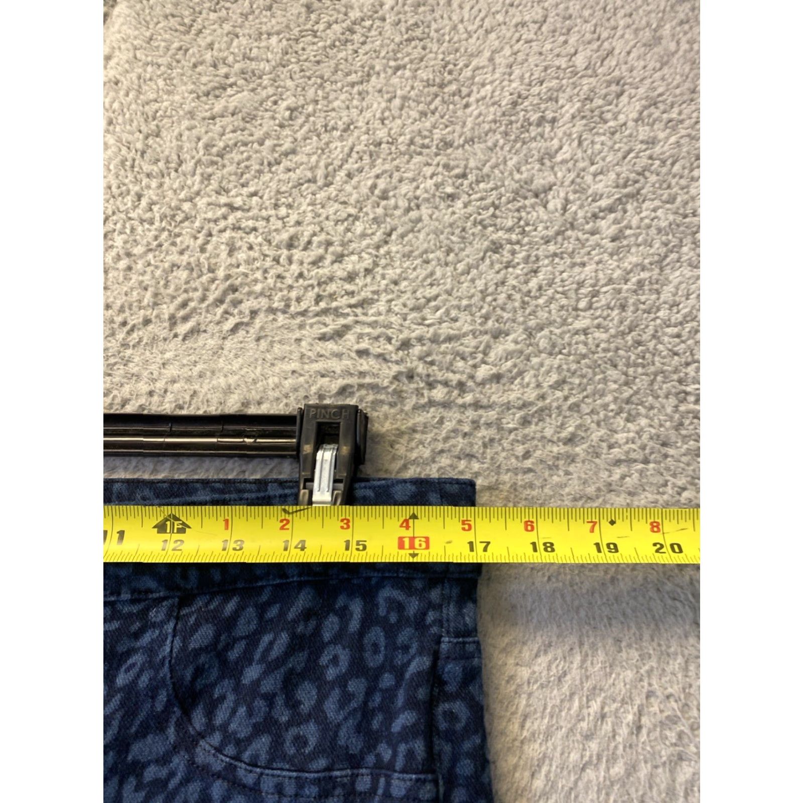 Spanx SPANX Jeans Shirt? No—Corrected: SPANX Denim Skinny Jeans Pull On Women XL Ankle Blue 28in Inseam High Rise Stretch Pockets 159-29 Denim Vintage? No Size 28" / US 6 / IT 42 - 4 Thumbnail