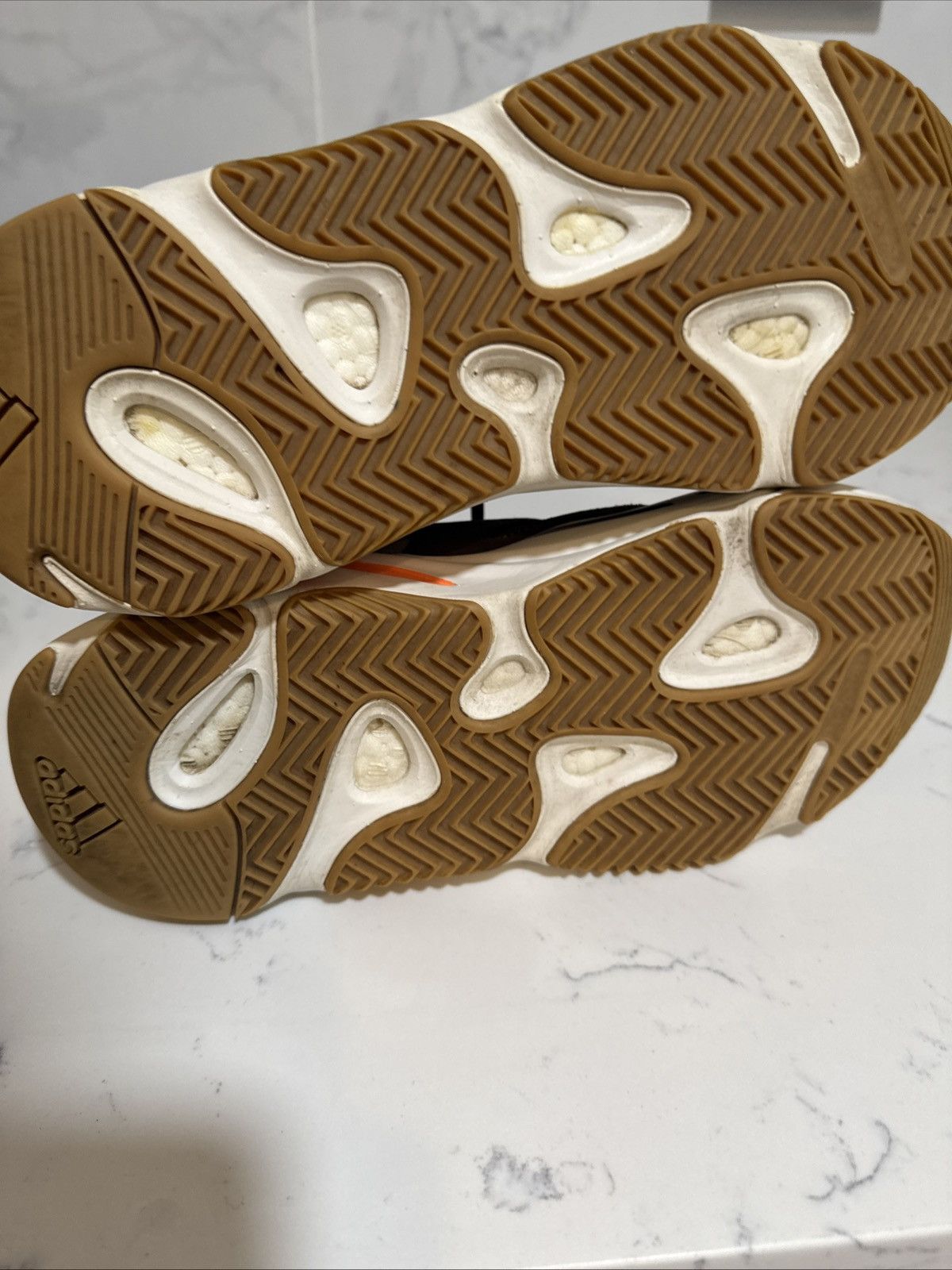 Yeezy Adidas Yeezy Boost 700 Magnet size 9 Size US 9 / EU 42 - 7 Thumbnail