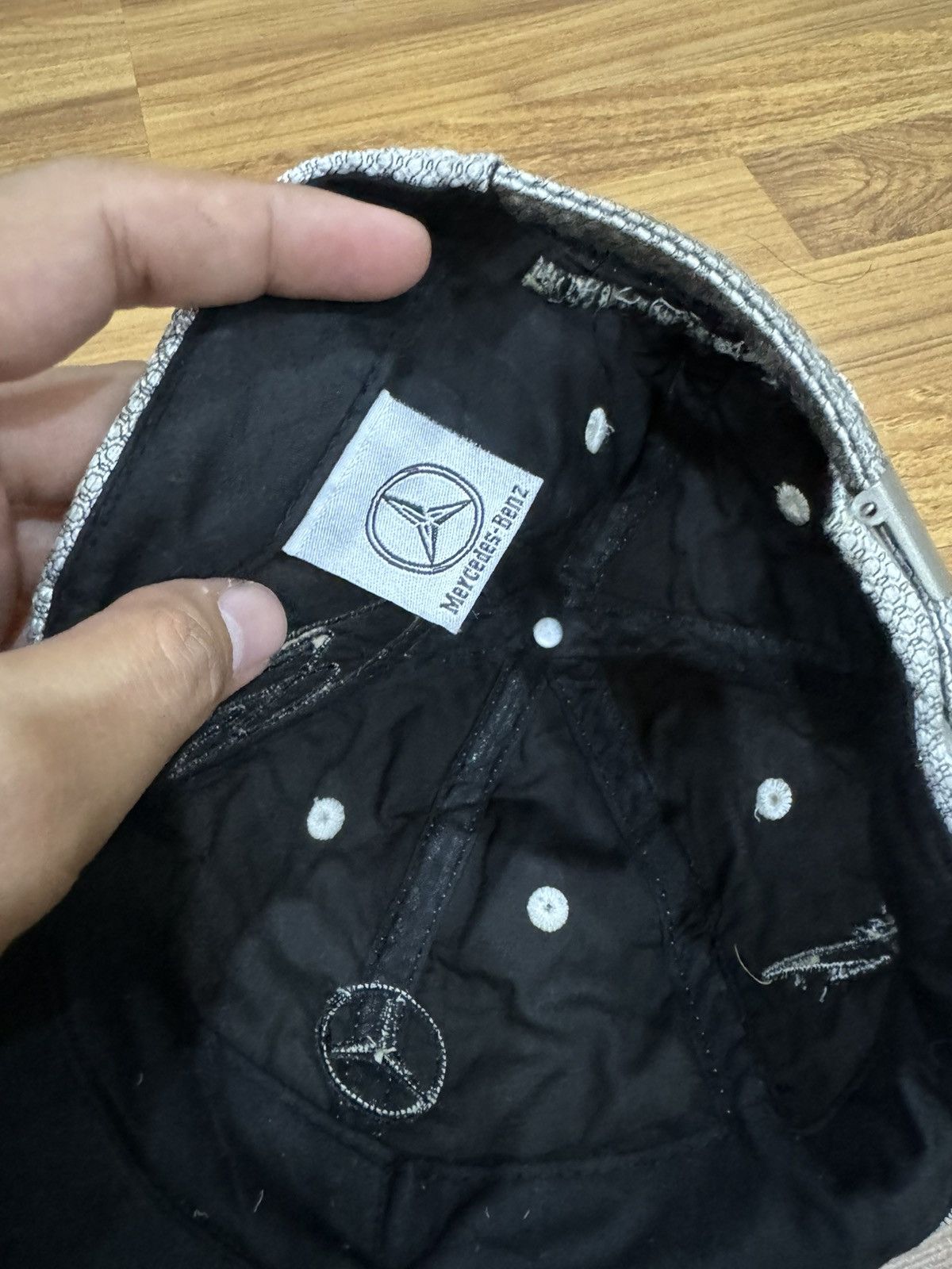 Mercedes-Benz VINTAGE MERCEDES BENZ STRAPBACK CAP HAT Size ONE SIZE - 8 Thumbnail