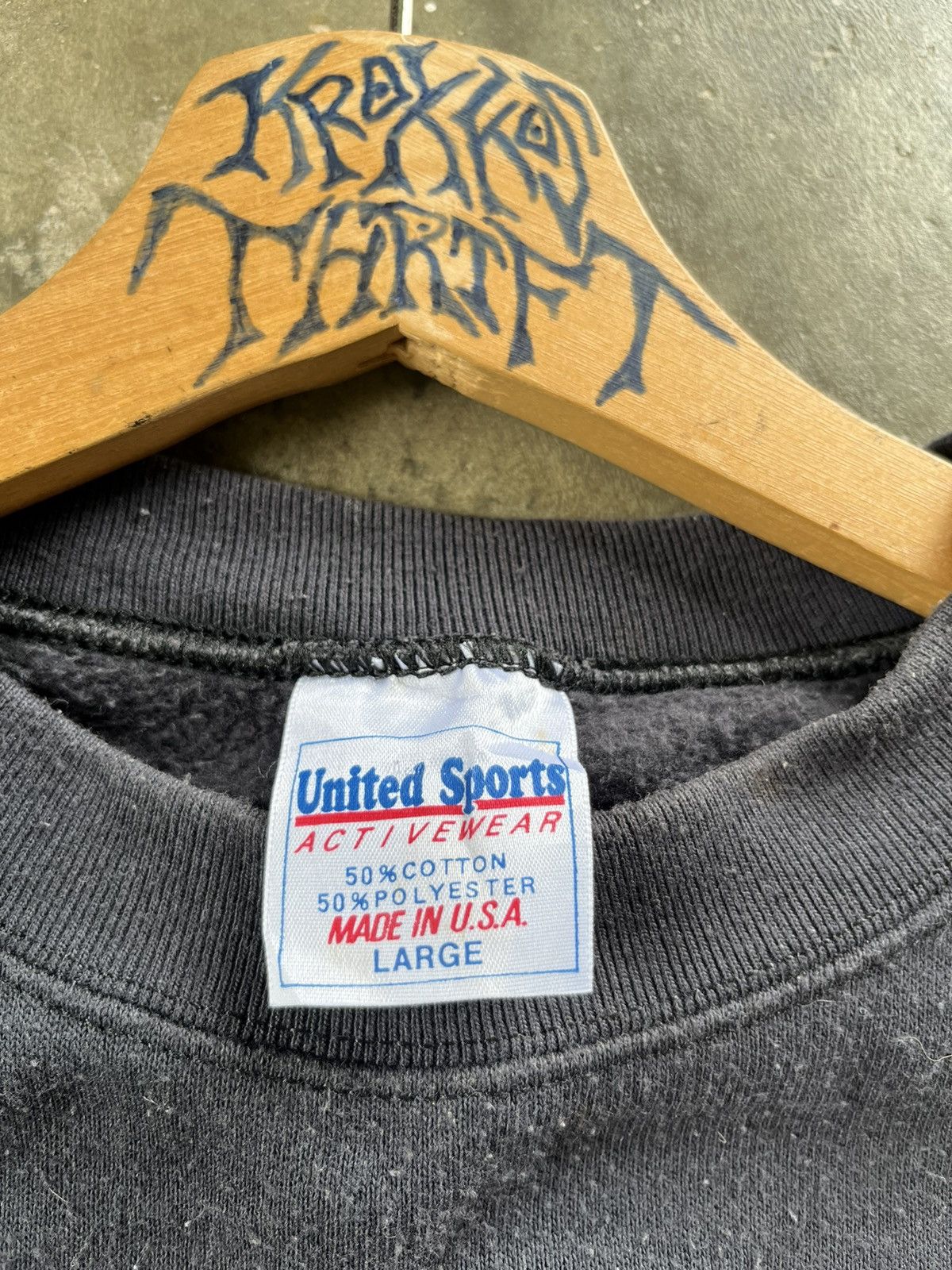 Vintage 🔥Vintage United Sports Backhit Logo Sweetshirts 90s USA Size US L / EU 52-54 / 3 - 3 Thumbnail