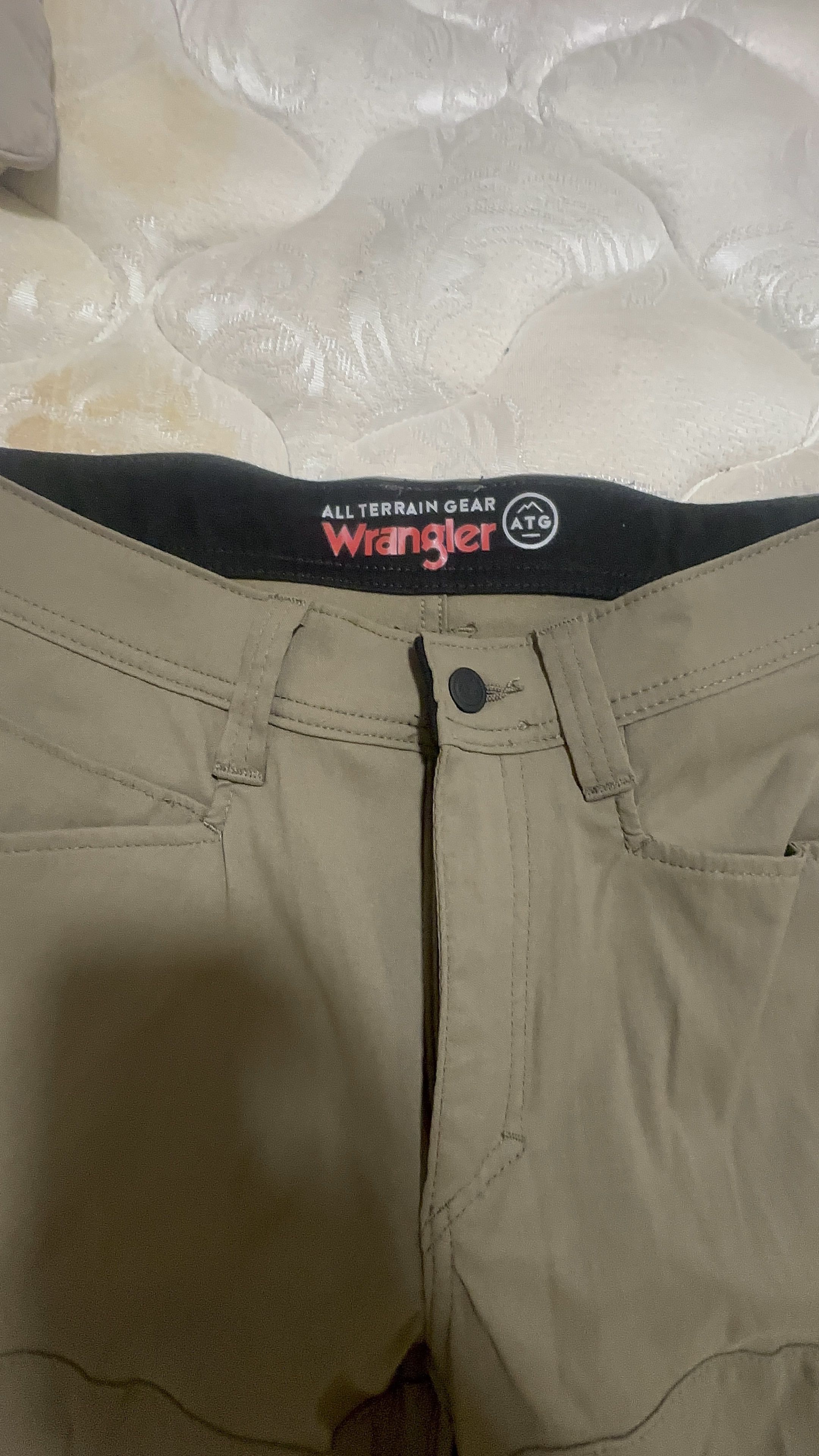 Wrangler Wrangler all terrain gear Size US 30 / EU 46 - 2 Thumbnail