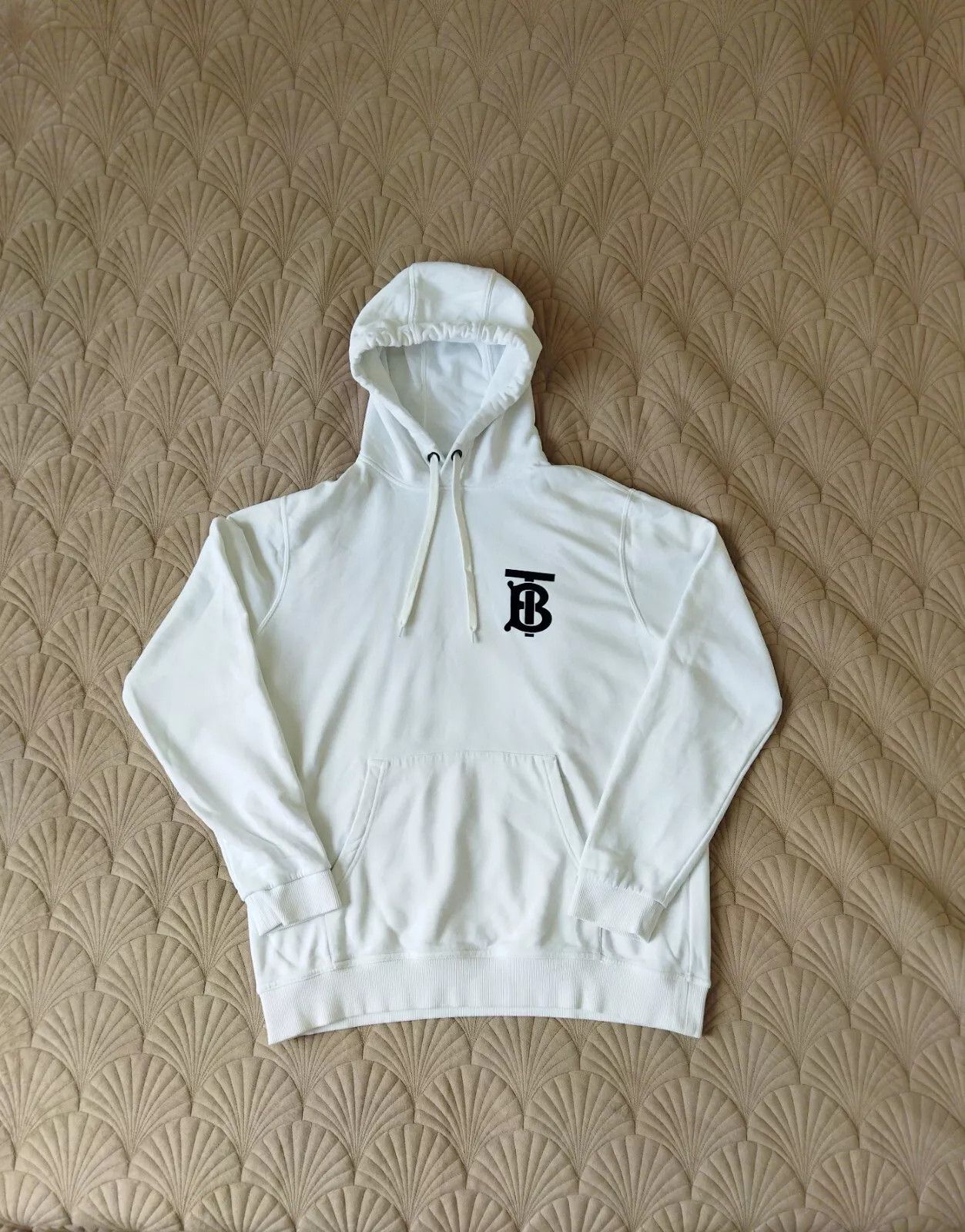 Thomas burberry hoodie hotsell