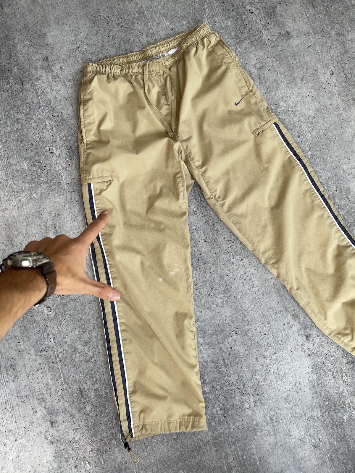 Nike × Vintage Vintage Nike 90s Track Pants Men’s L Beige Striped Baggy Y2K Size US 34 / EU 50 - 5 Thumbnail