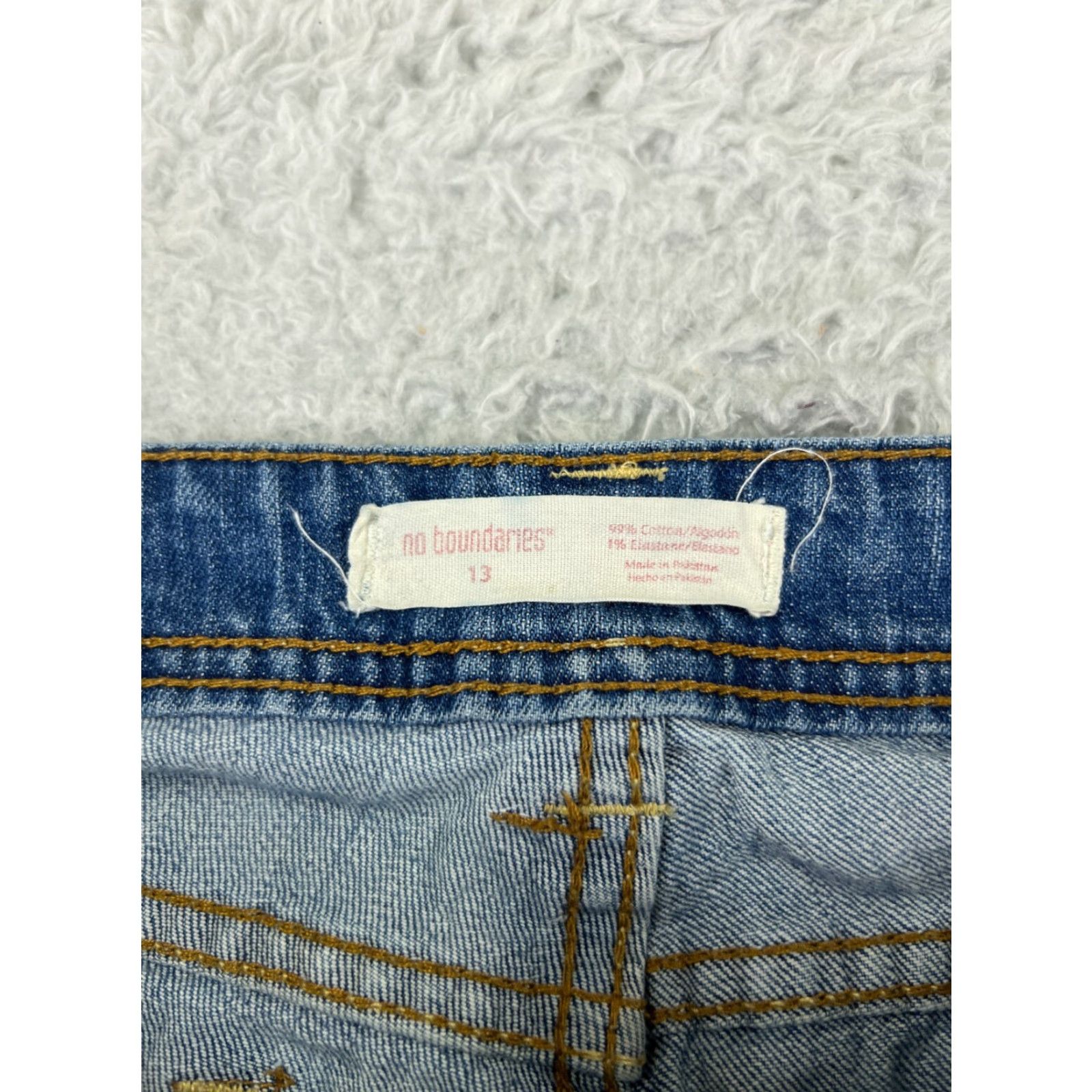 Vintage No Boundaries Jeans Womens 13 Flared Denim 30x30 Light Wash Cotton 5-Pocket Stretch Womens Size 34" / US 12 / IT 48 - 6 Thumbnail