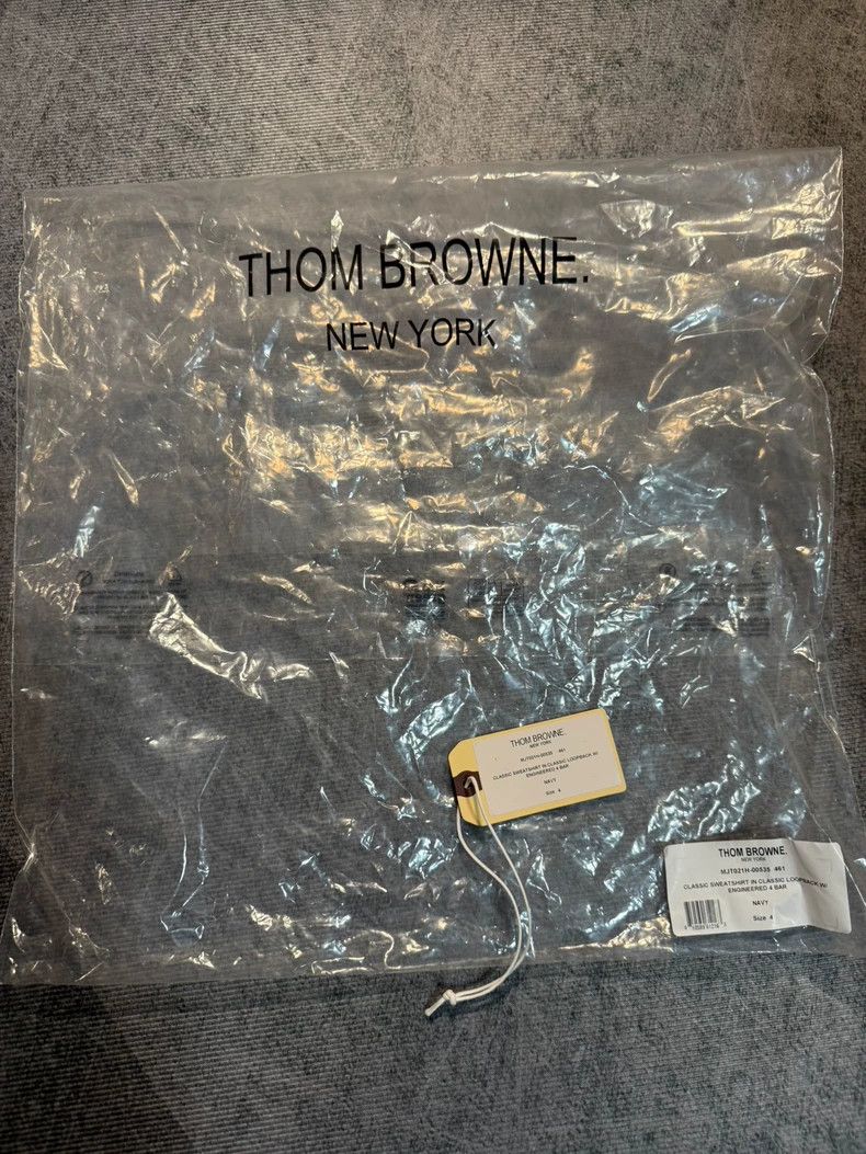 Thom Browne Thom Browne Round neck hoodie Size US XL / EU 56 / 4 - 9 Thumbnail