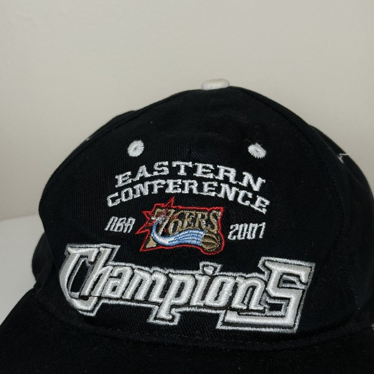 NBA Vintage NBA 76ers 2001 Eastern Conference Champions Cap Size ONE SIZE - 4 Thumbnail