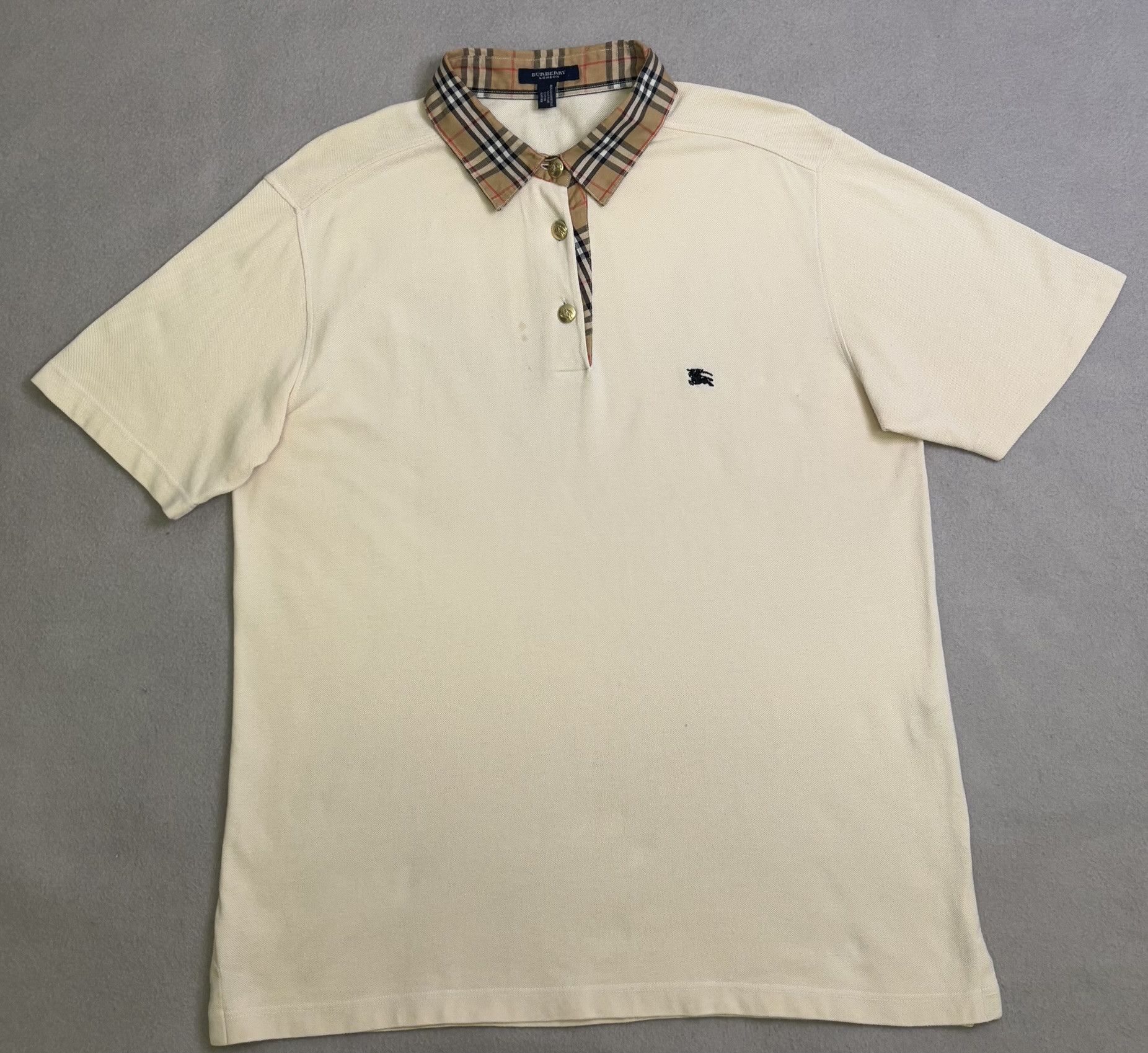 Burberry Burberry vintage Beige polo size L Size US L / EU 52-54 / 3 - 5 Thumbnail