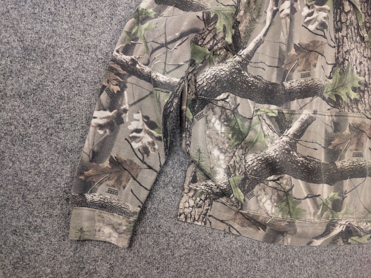 Vintage Vintage game technical apparel RealTree Hoodie Y2K Style Size US M / EU 48-50 / 2 - 8 Thumbnail