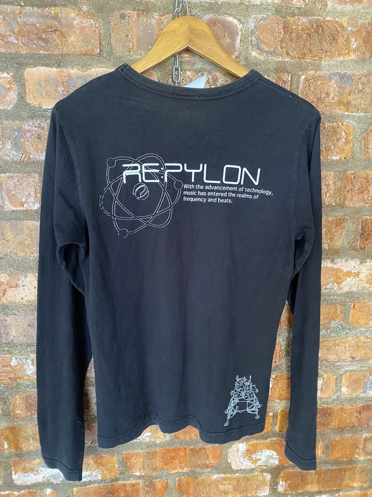 Beauty Beast 1990s PYLON Japan Astronauts Poem music tee Size US M / EU 48-50 / 2 - 6 Thumbnail