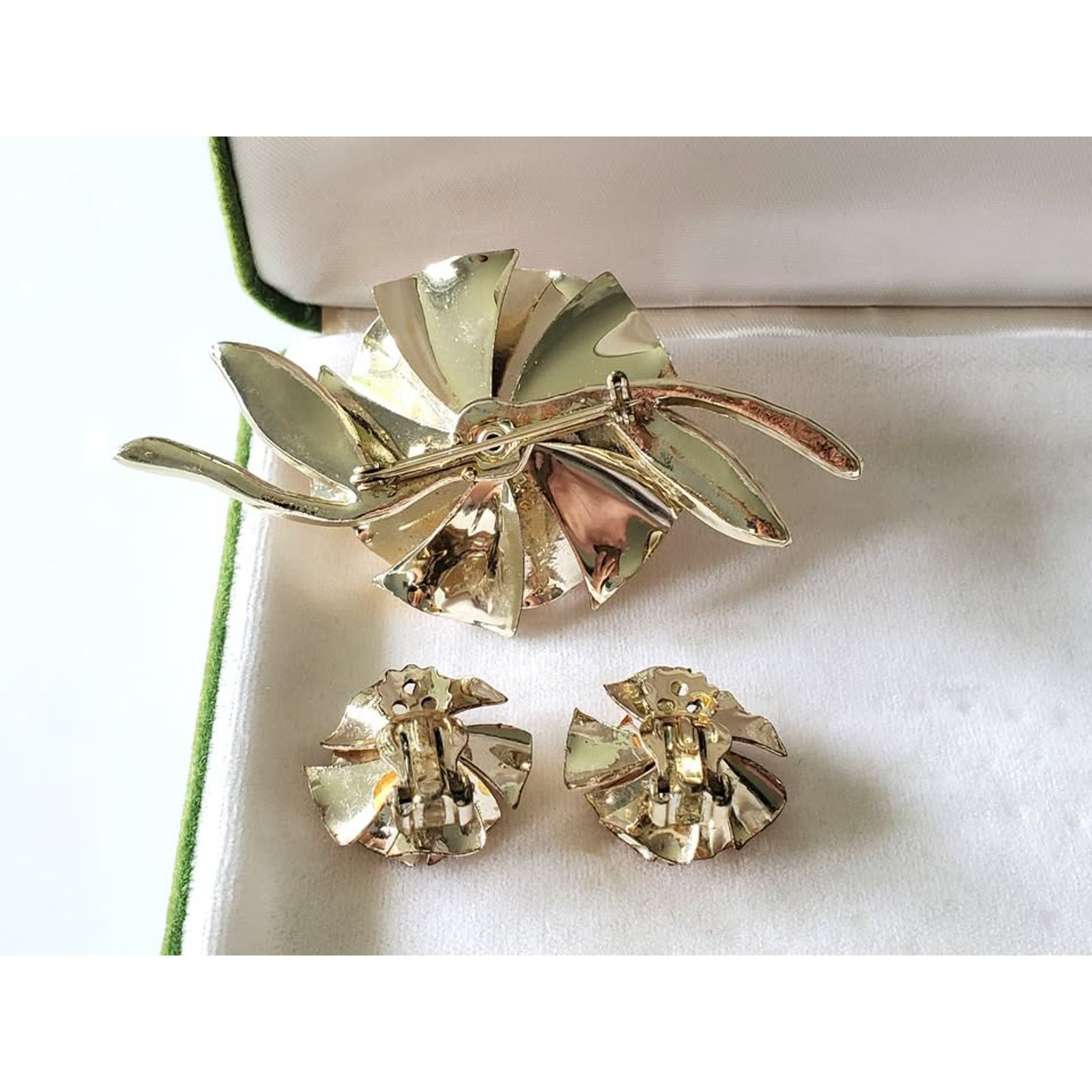 Other Vintage 1960s Demi Parure Yellow Floral Jewelry Set Size ONE SIZE - 5 Thumbnail