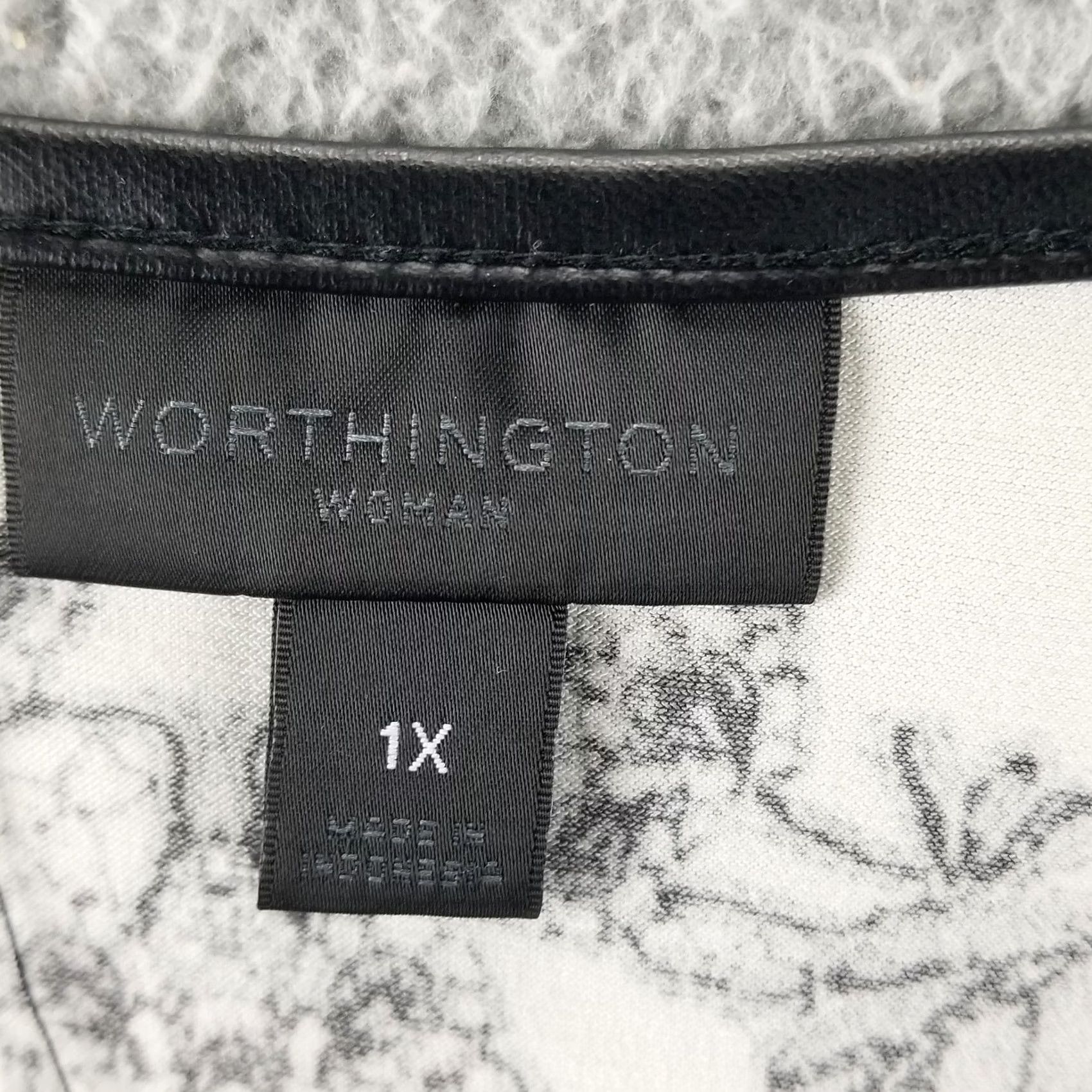 Worthington Worthington Geometric Stretch Blouse Women Plus Size 1X Top Black Geometric, Shirt, Blouse, 1X, Plus, Worthington, Women, Black, Geometric, Stretch Size XL / US 12-14 / IT 48-50 - 3 Thumbnail