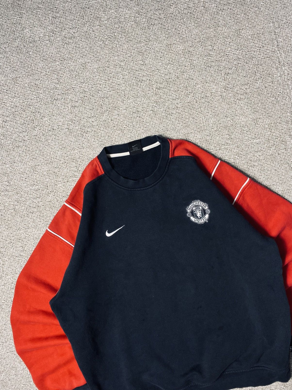 Nike Vintage Nike Manchester United 03/04 Sweatshirt Size US L / EU 52-54 / 3 - 3 Thumbnail