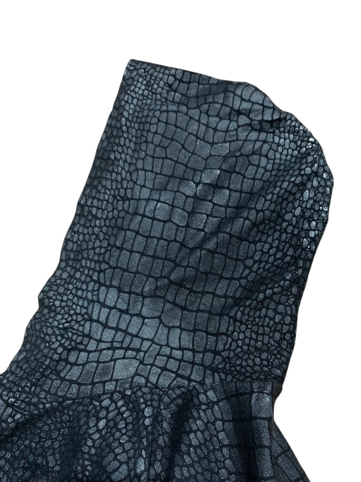 Tornado Mart 2000s Grosbec cyber python texture sleeveless hoodie lgb Size US L / EU 52-54 / 3 - 12 Thumbnail