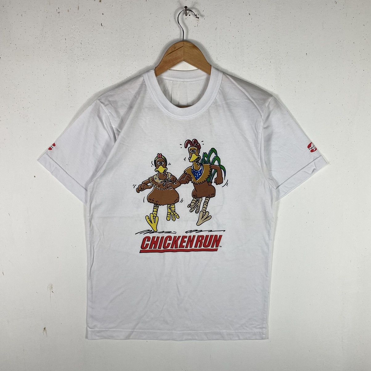 Vintage VINTAGE CHICKEN RUN MOVIE CARTOON TEE Size US M / EU 48-50 / 2 - 2 Thumbnail