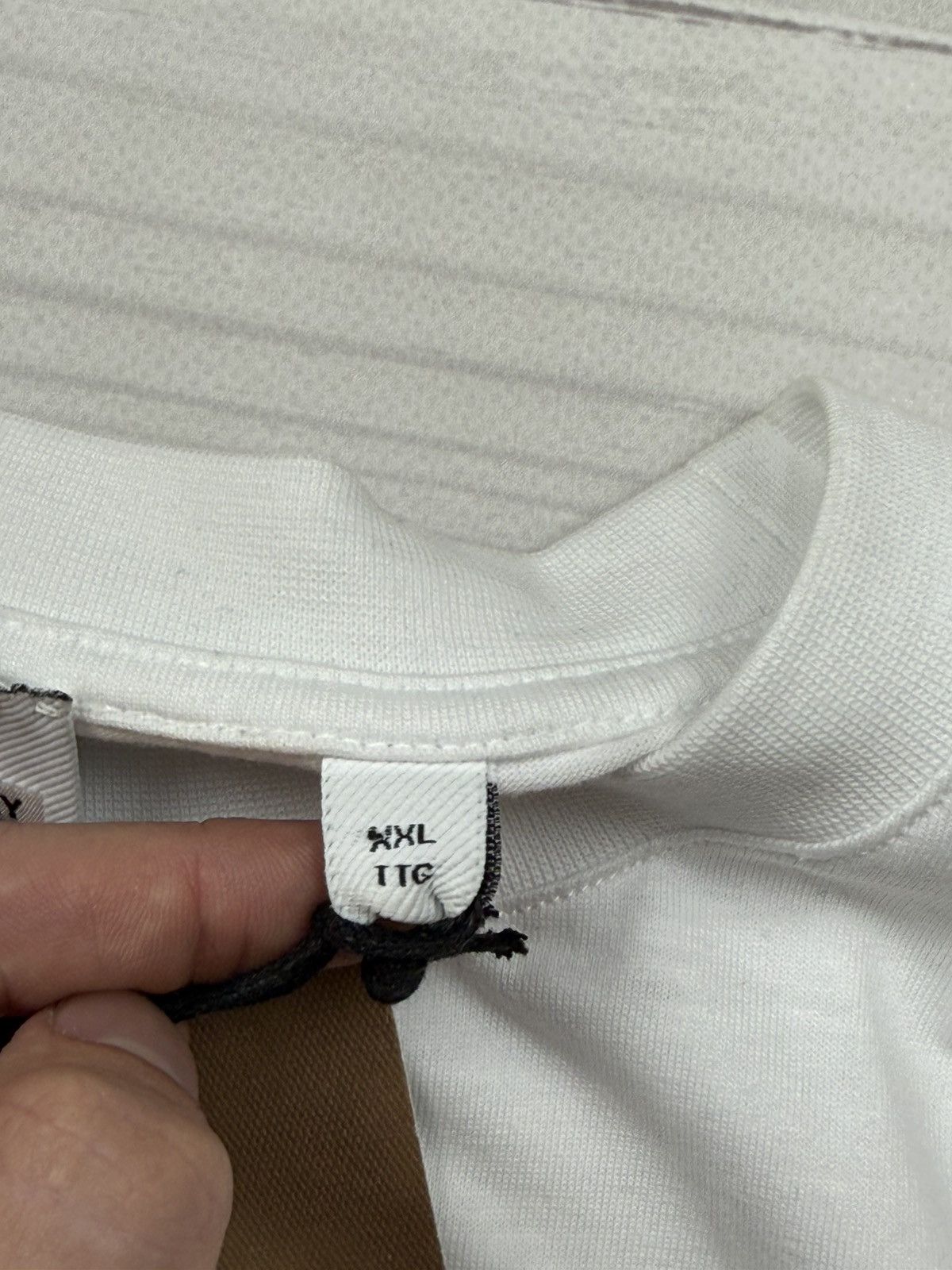 Burberry Burberry Gothic Logo Print over size cut Size US XXL / EU 58 / 5 - 6 Thumbnail