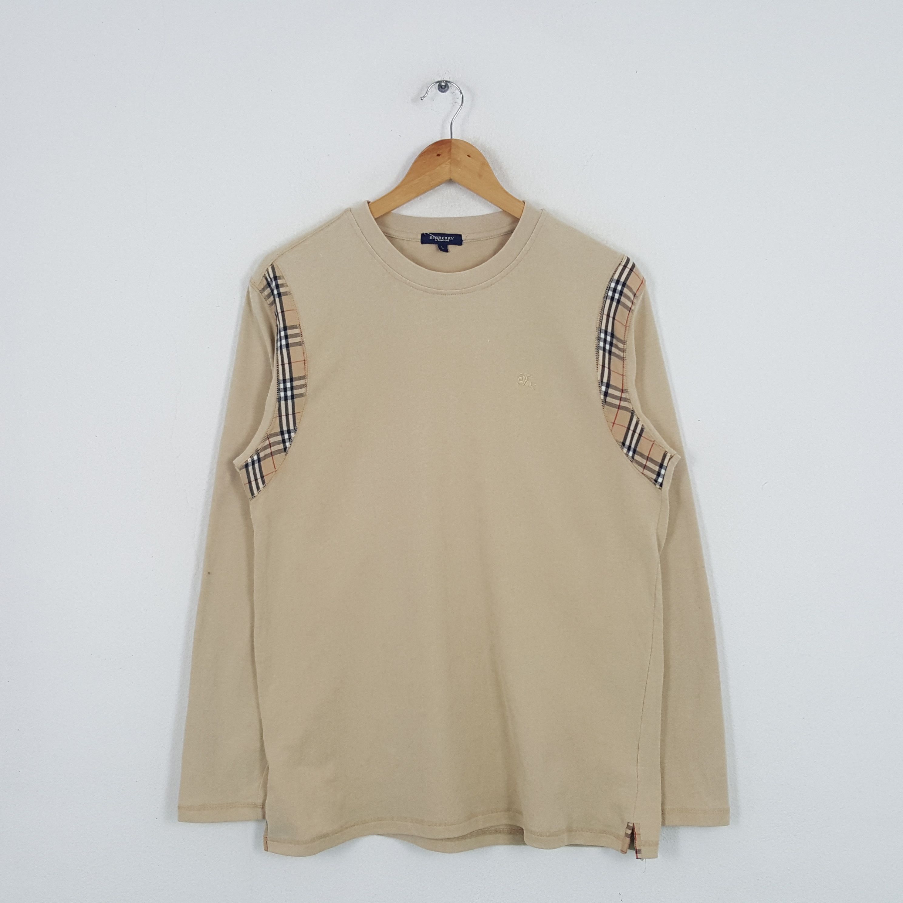 Burberry × Vintage Vintage Burberry London Nova Check Tshirt Size US M / EU 48-50 / 2 - 1 Thumbnail