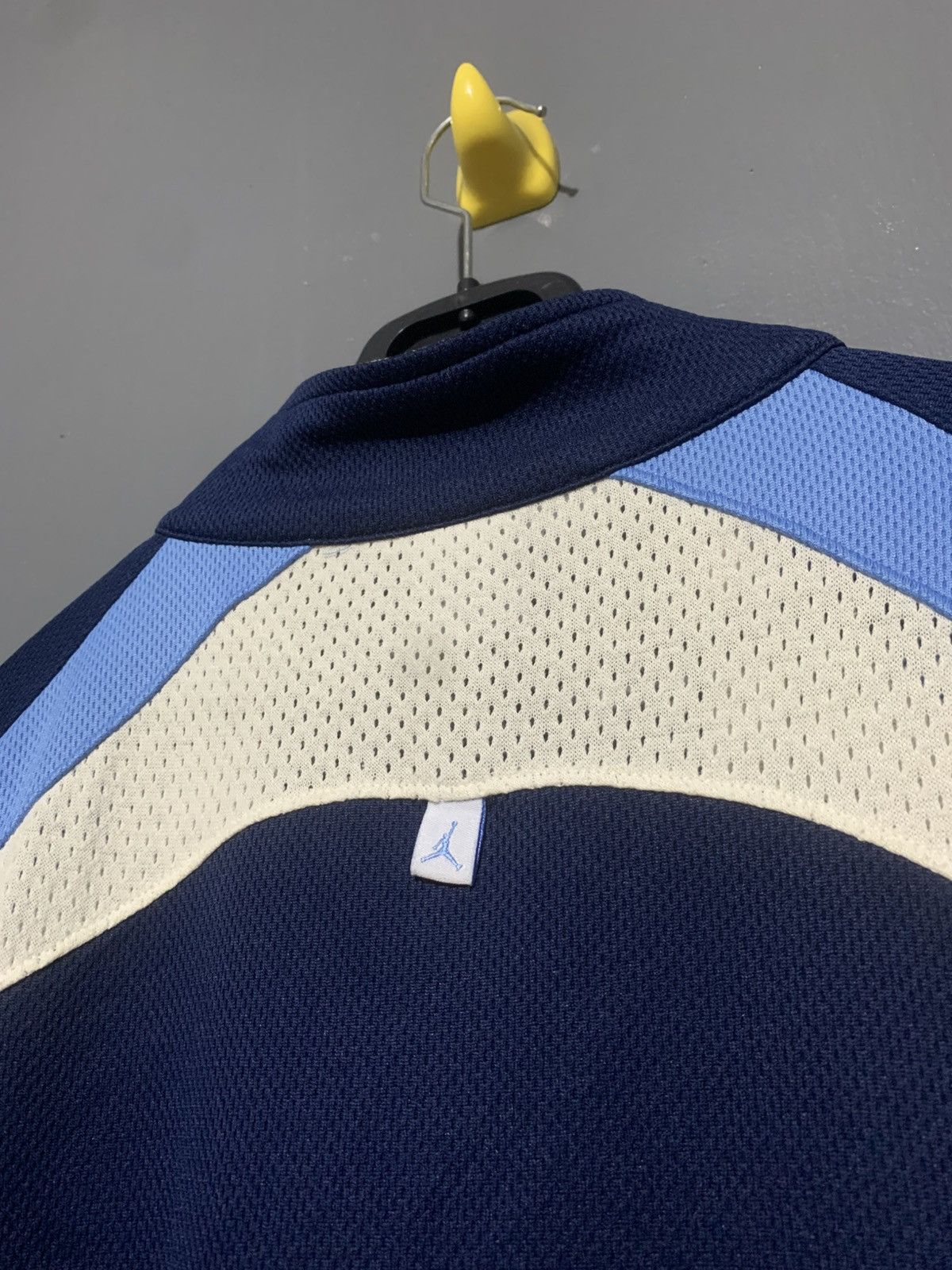 Jordan Brand × Vintage Y2K JORDAN WARMUP JERSEY Size US L / EU 52-54 / 3 - 5 Thumbnail