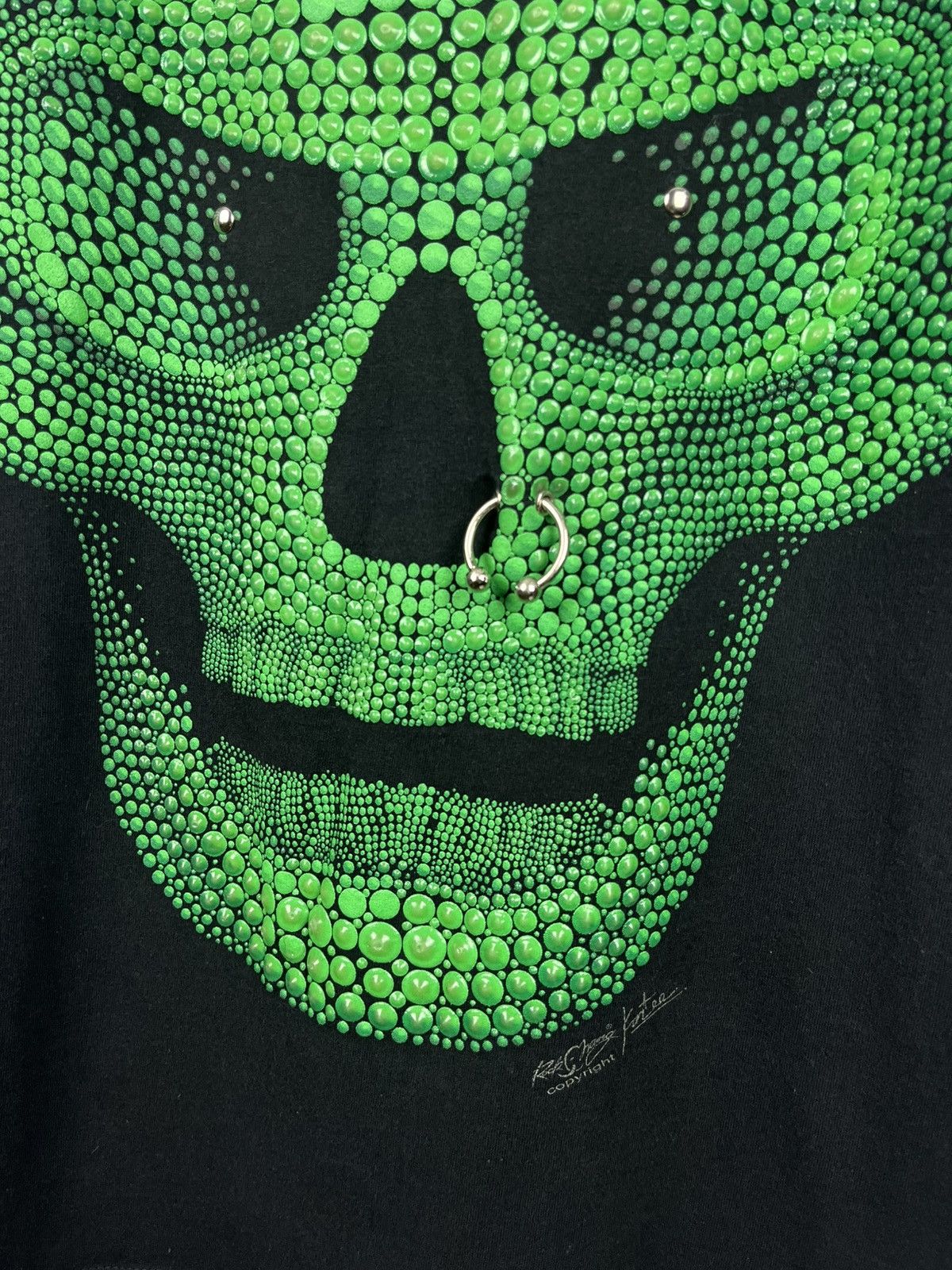 Vintage Vintage Rock Chang Skull Bright in the Dark T-Shirt Y2K Rare Size US L / EU 52-54 / 3 - 4 Thumbnail