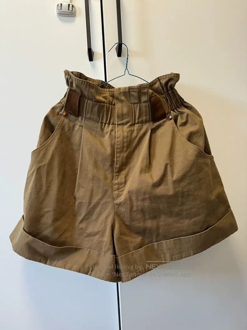 Fendi Fendi Bud Short Pants Size 27" / US 4 / IT 40 - 1 Thumbnail