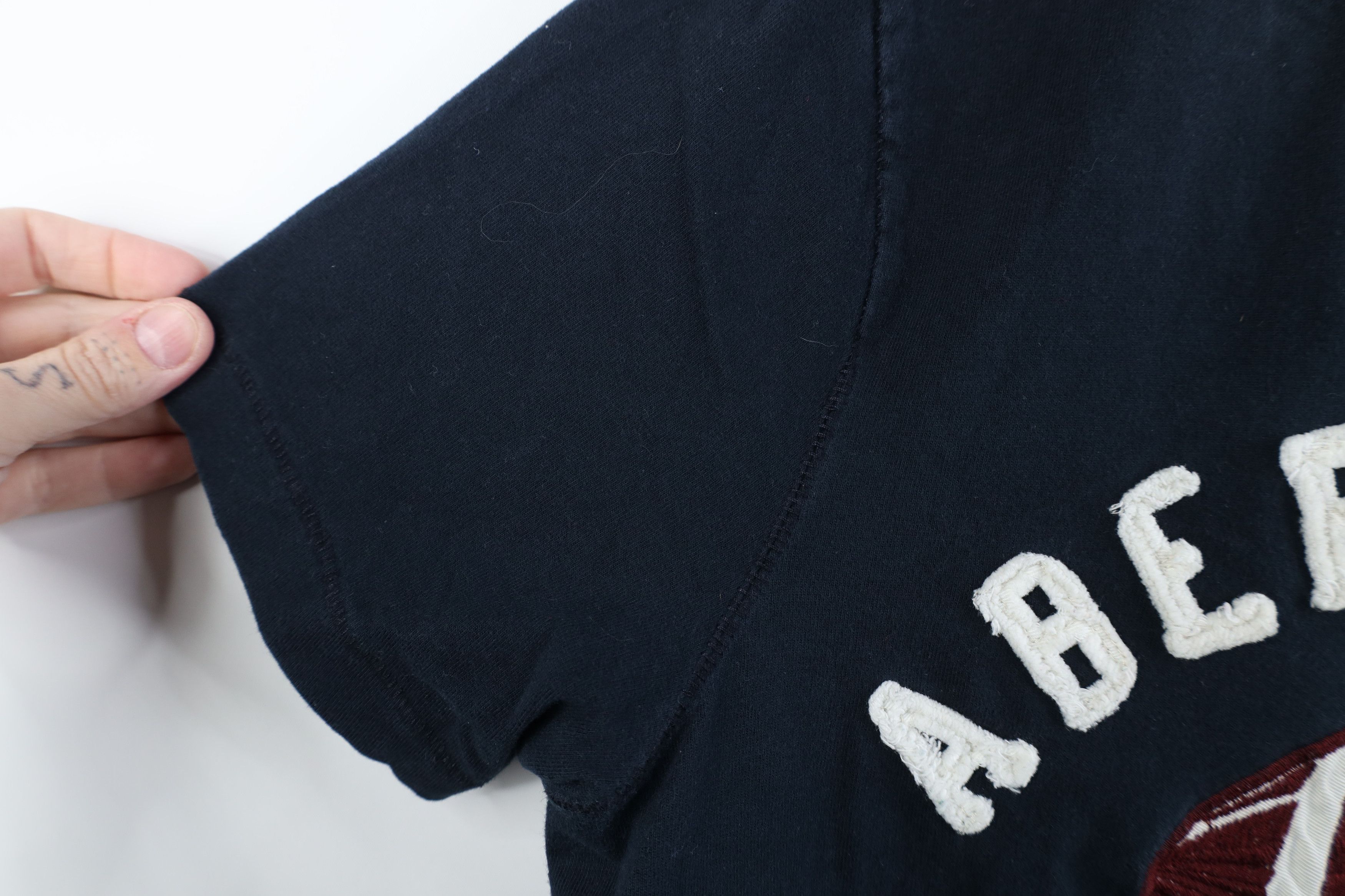 Abercrombie & Fitch Vintage Y2K Abercrombie & Fitch Spell Football T-Shirt Blue Size US M / EU 48-50 / 2 - 8 Thumbnail
